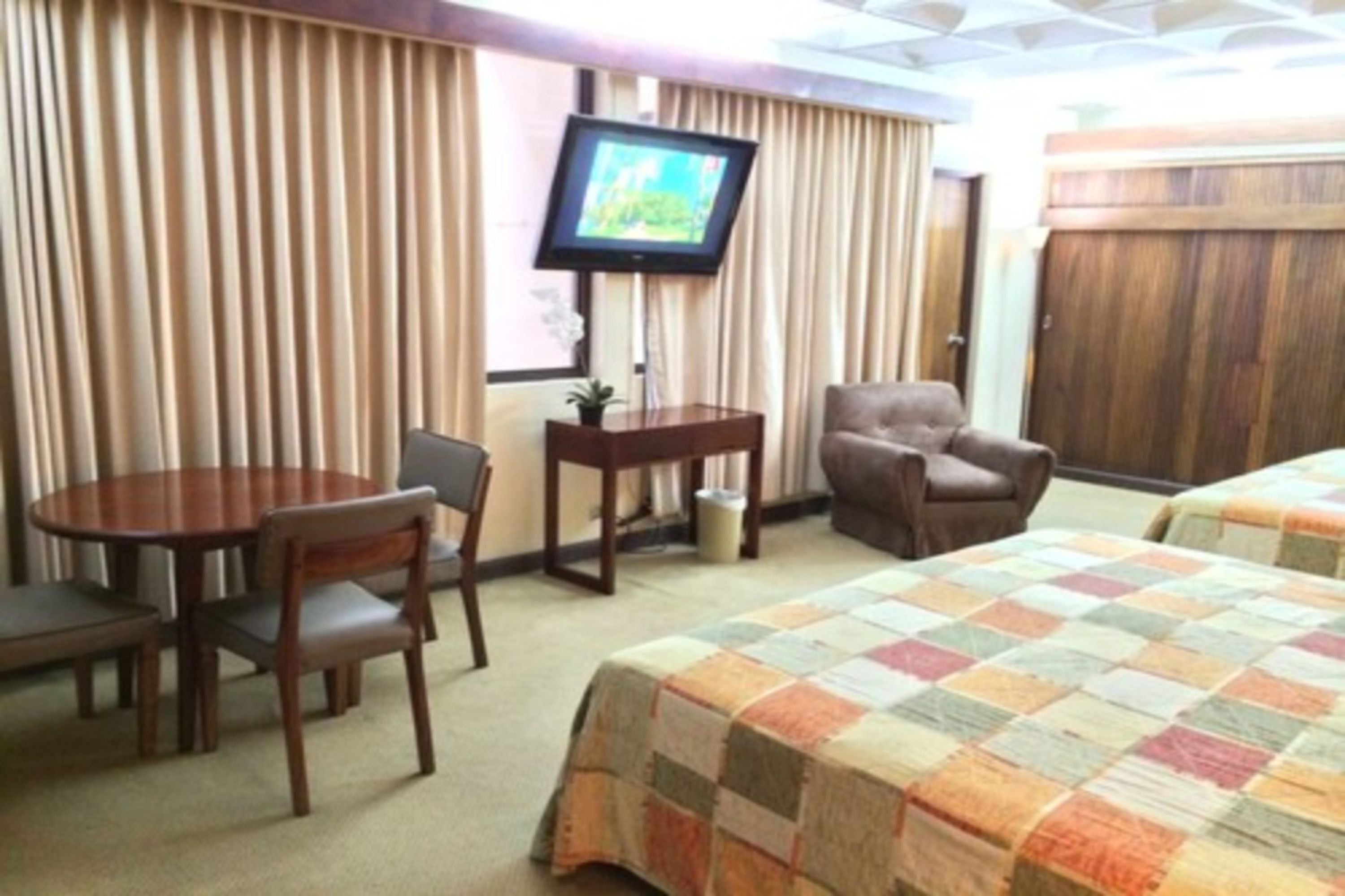 Costa Rica Tennis Club and Hotel