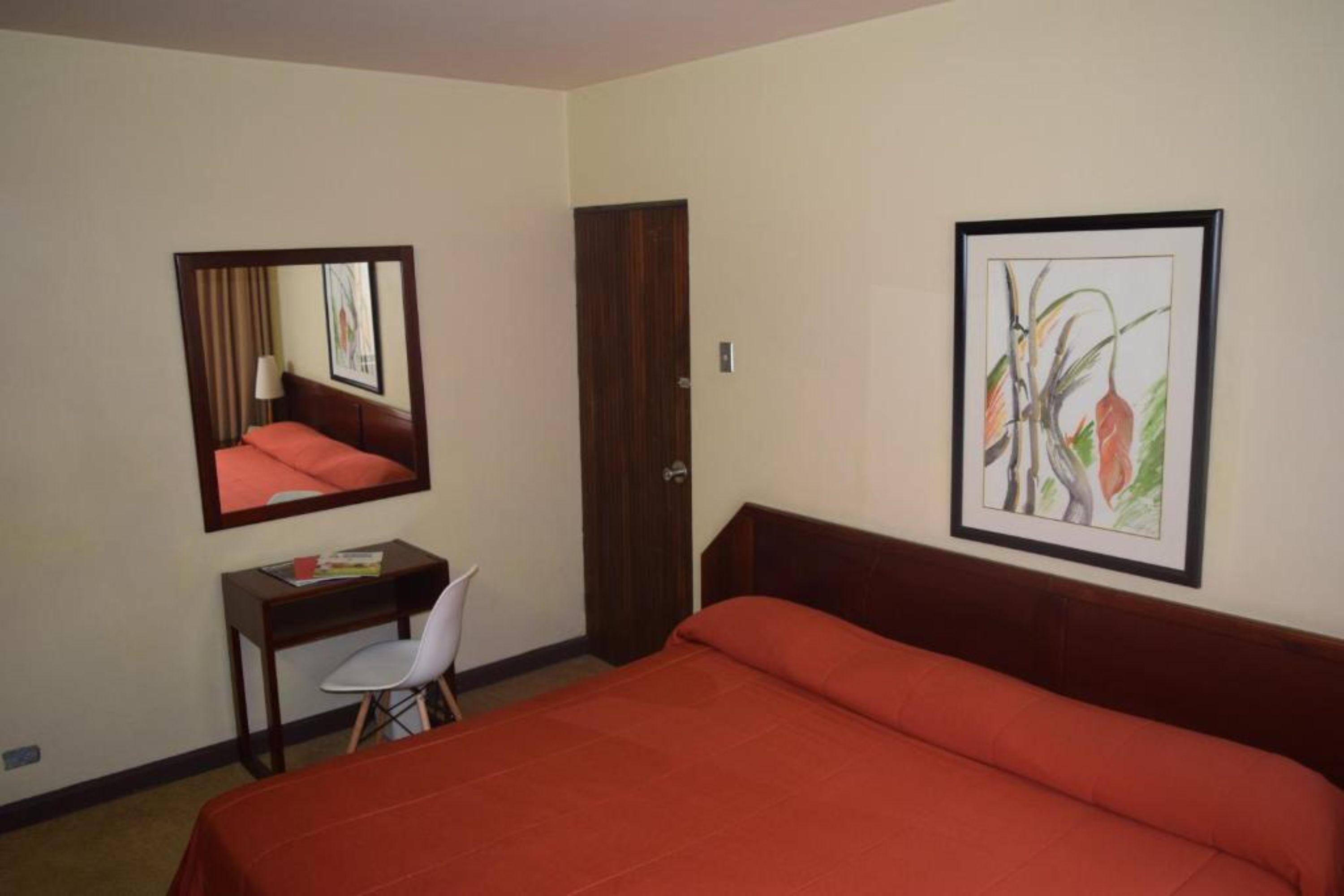 Costa Rica Tennis Club and Hotel