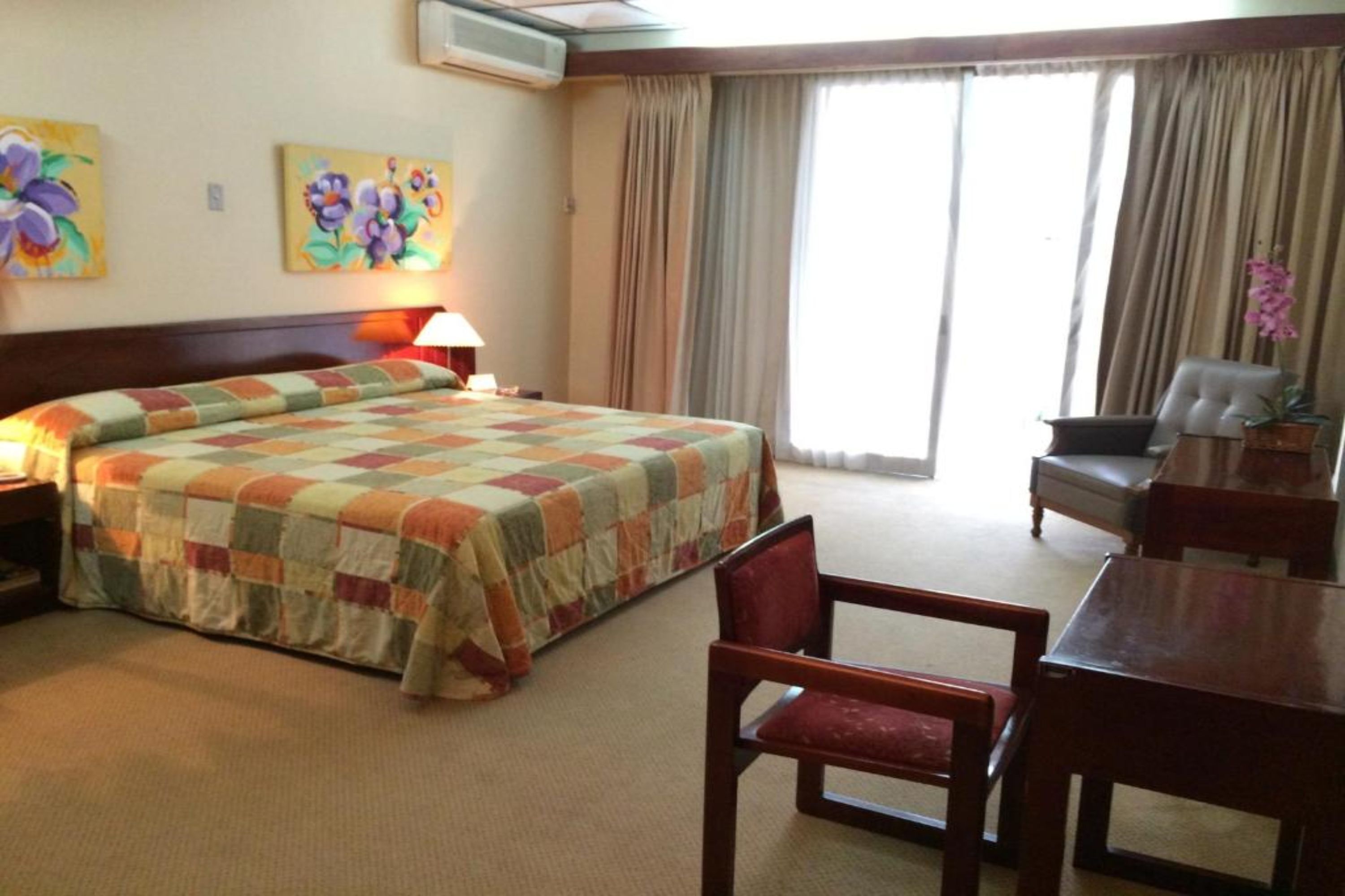 Costa Rica Tennis Club and Hotel