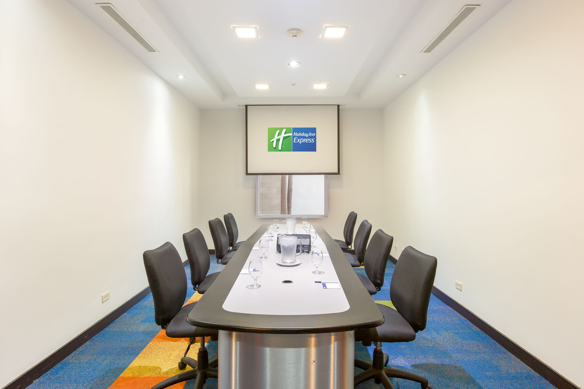 Holiday Inn Express San Jose Forum