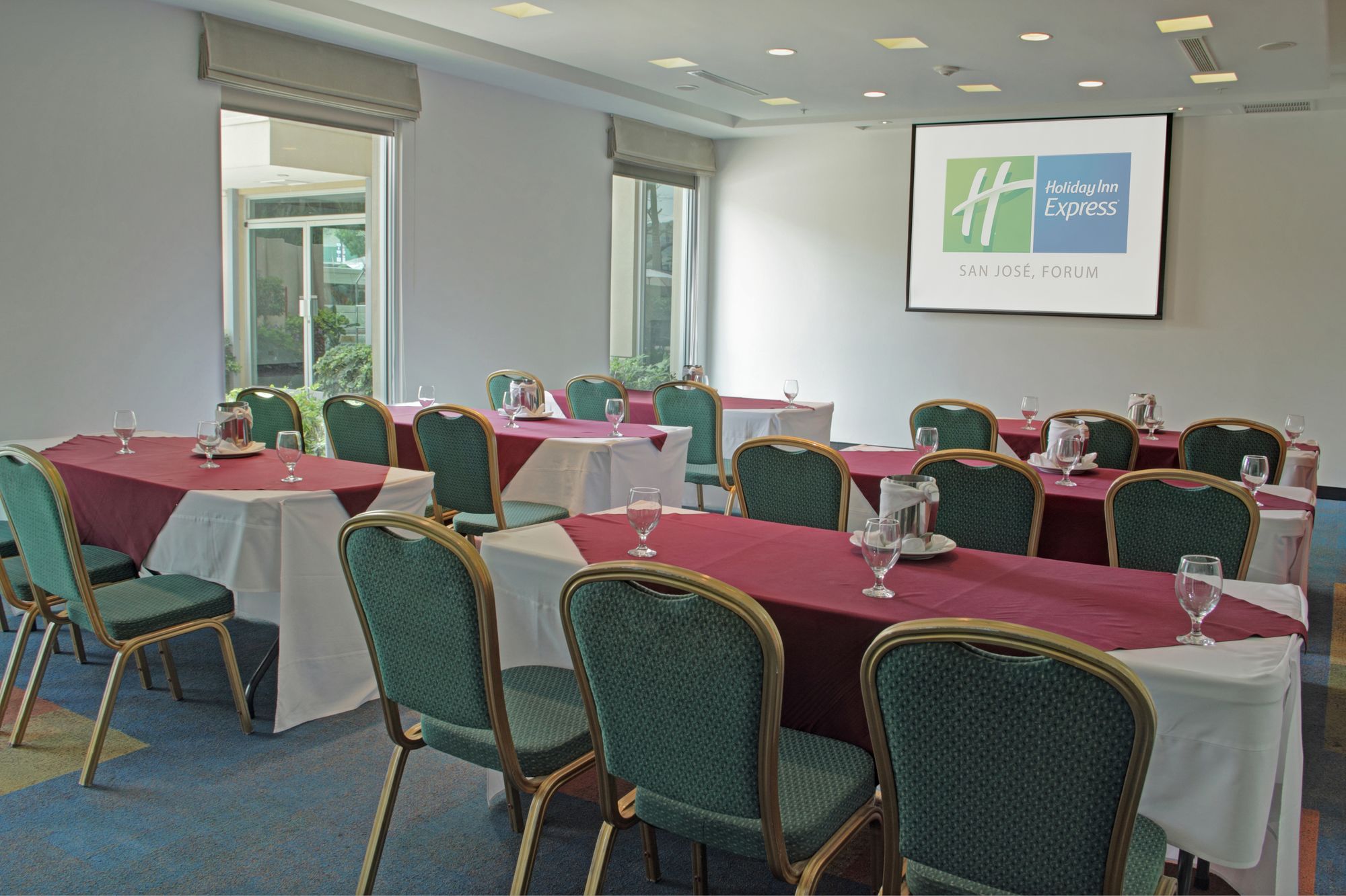 Holiday Inn Express San Jose Forum