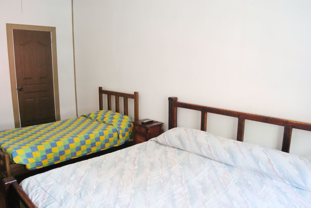 Pension De La Cuesta B&B