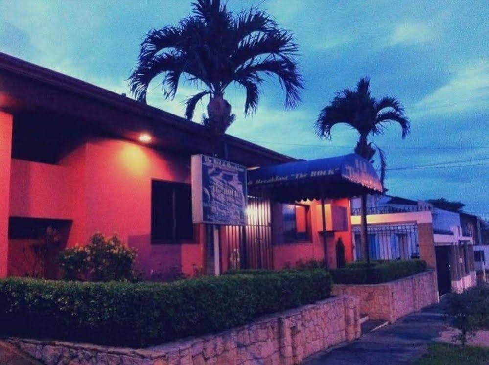 The Bed and Breakfast The Rock