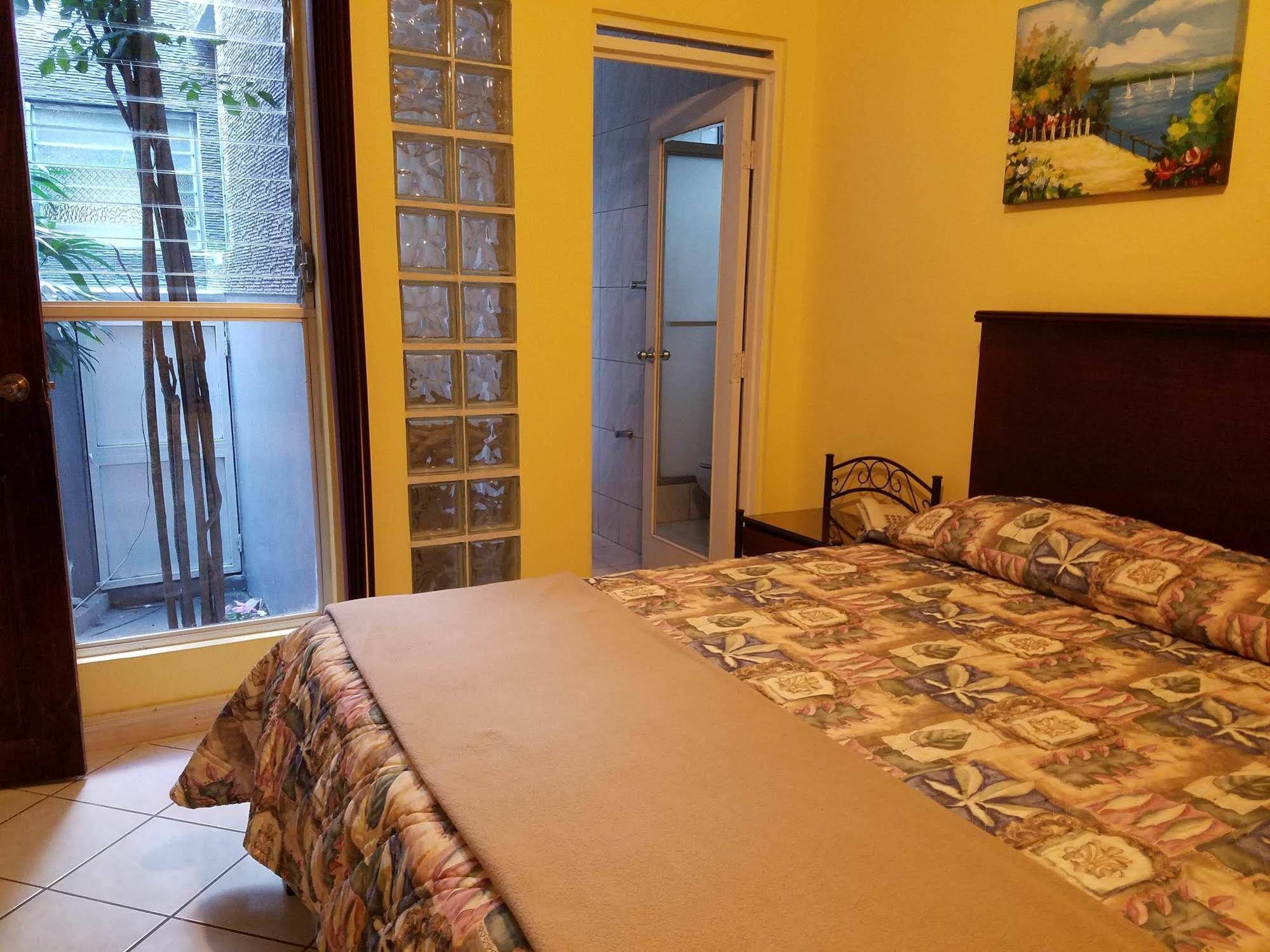 The Bed and Breakfast The Rock