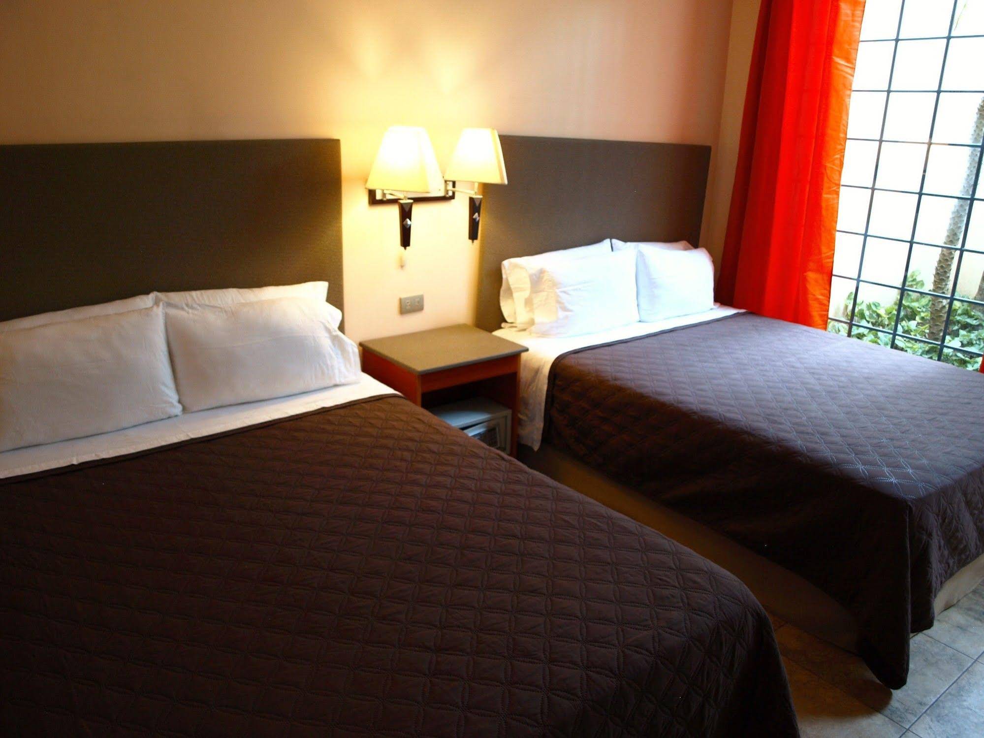The Palm House Inn