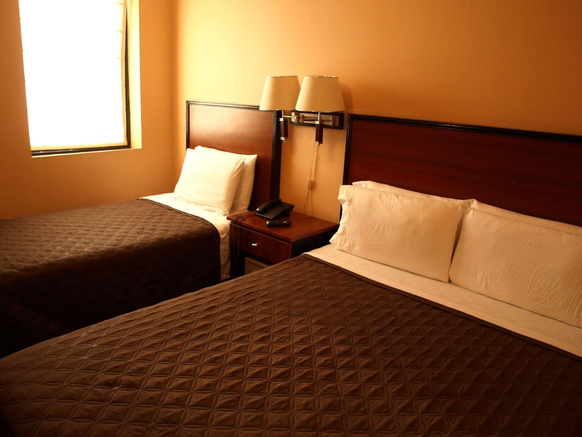 The Palm House Inn