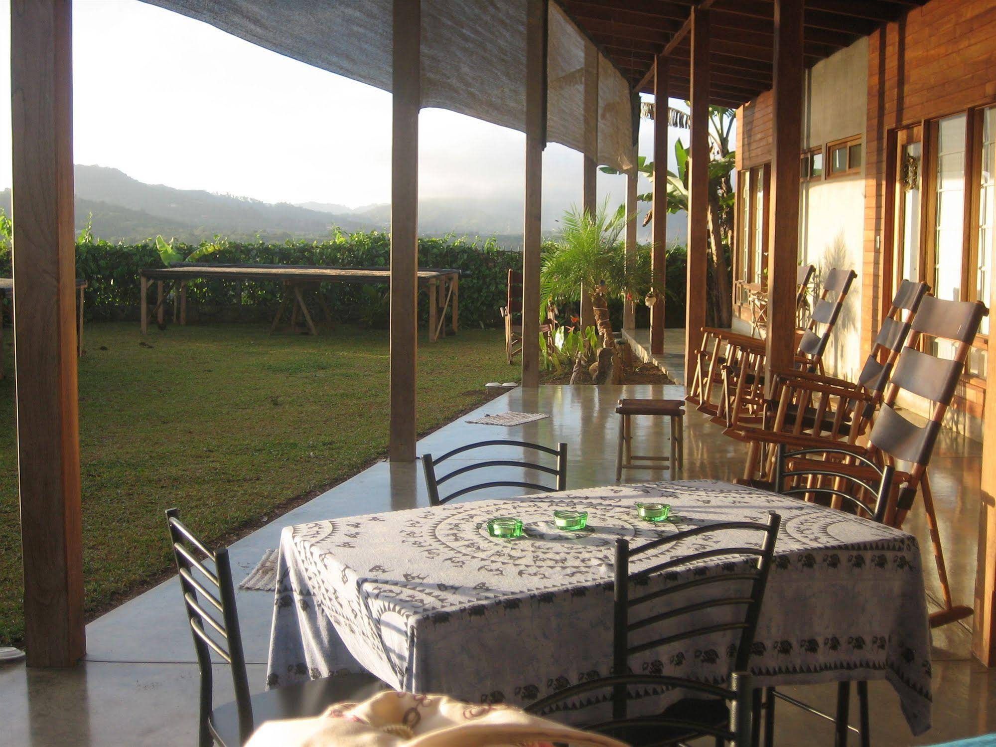 Casa Amanecer B & B