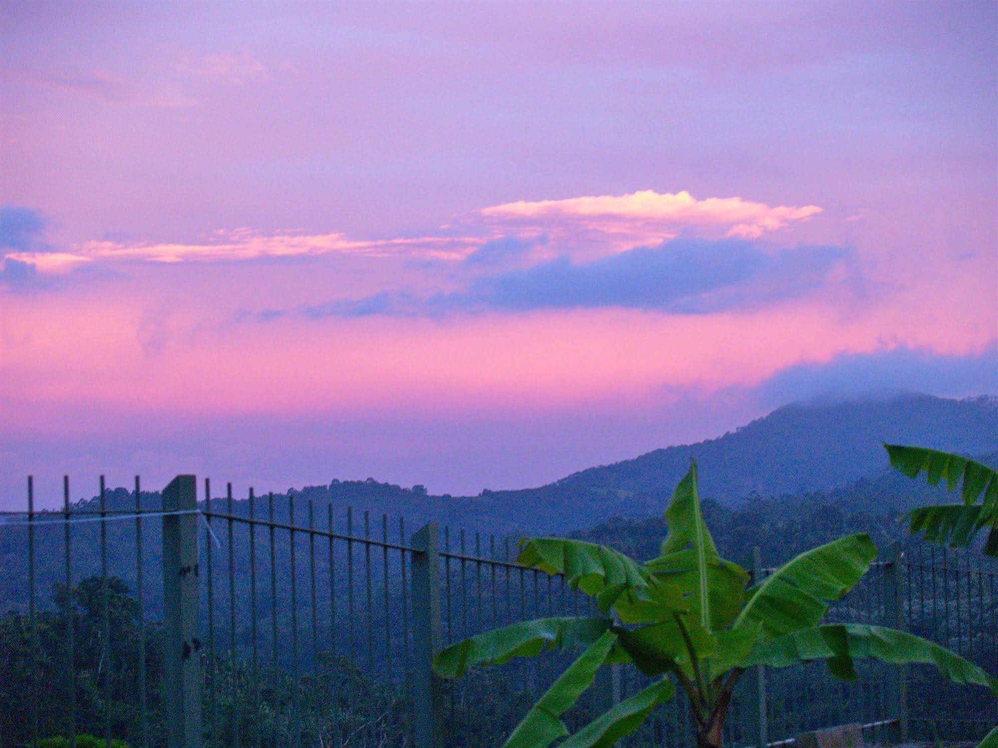 Casa Amanecer B & B
