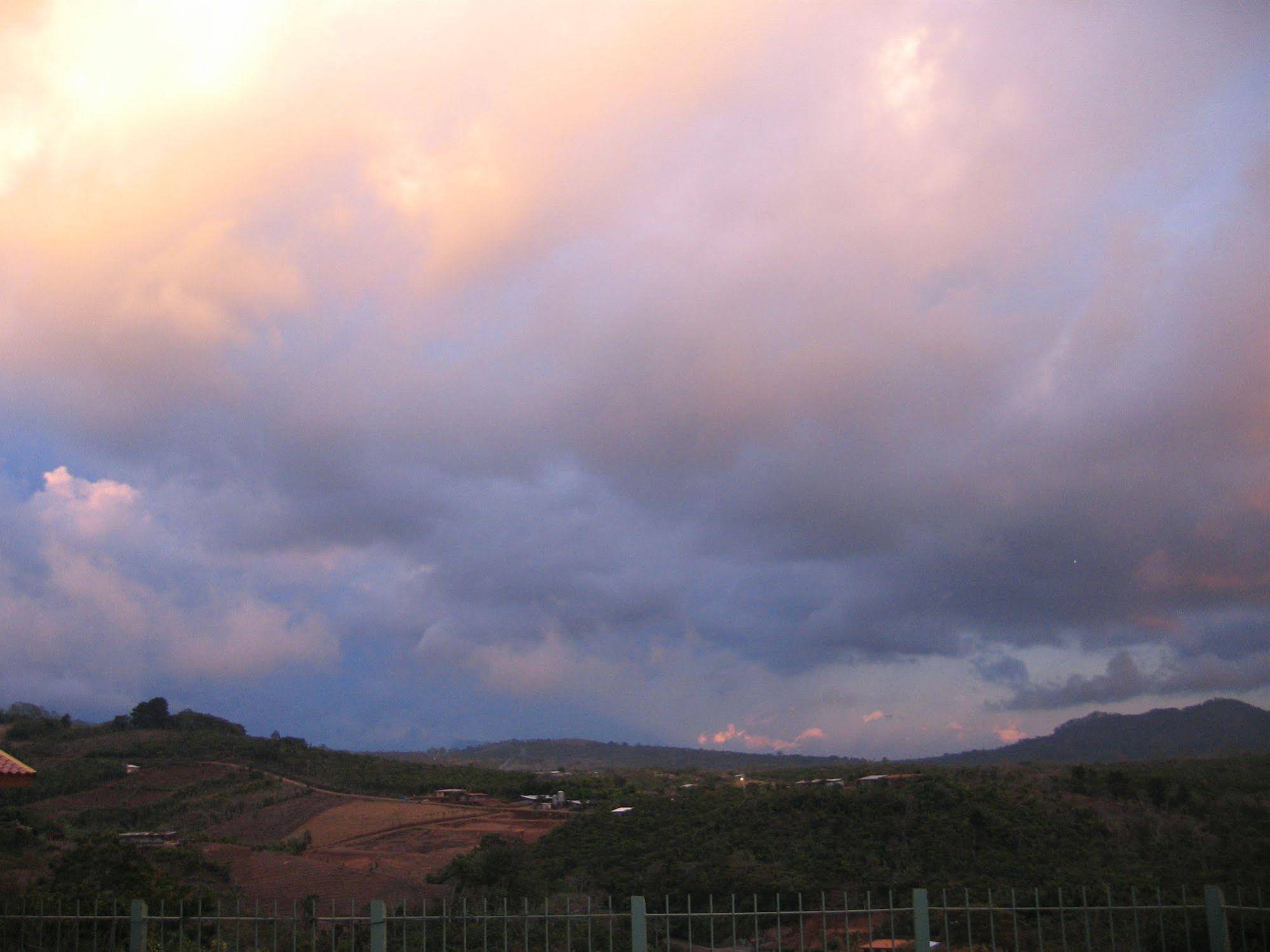 Casa Amanecer B & B