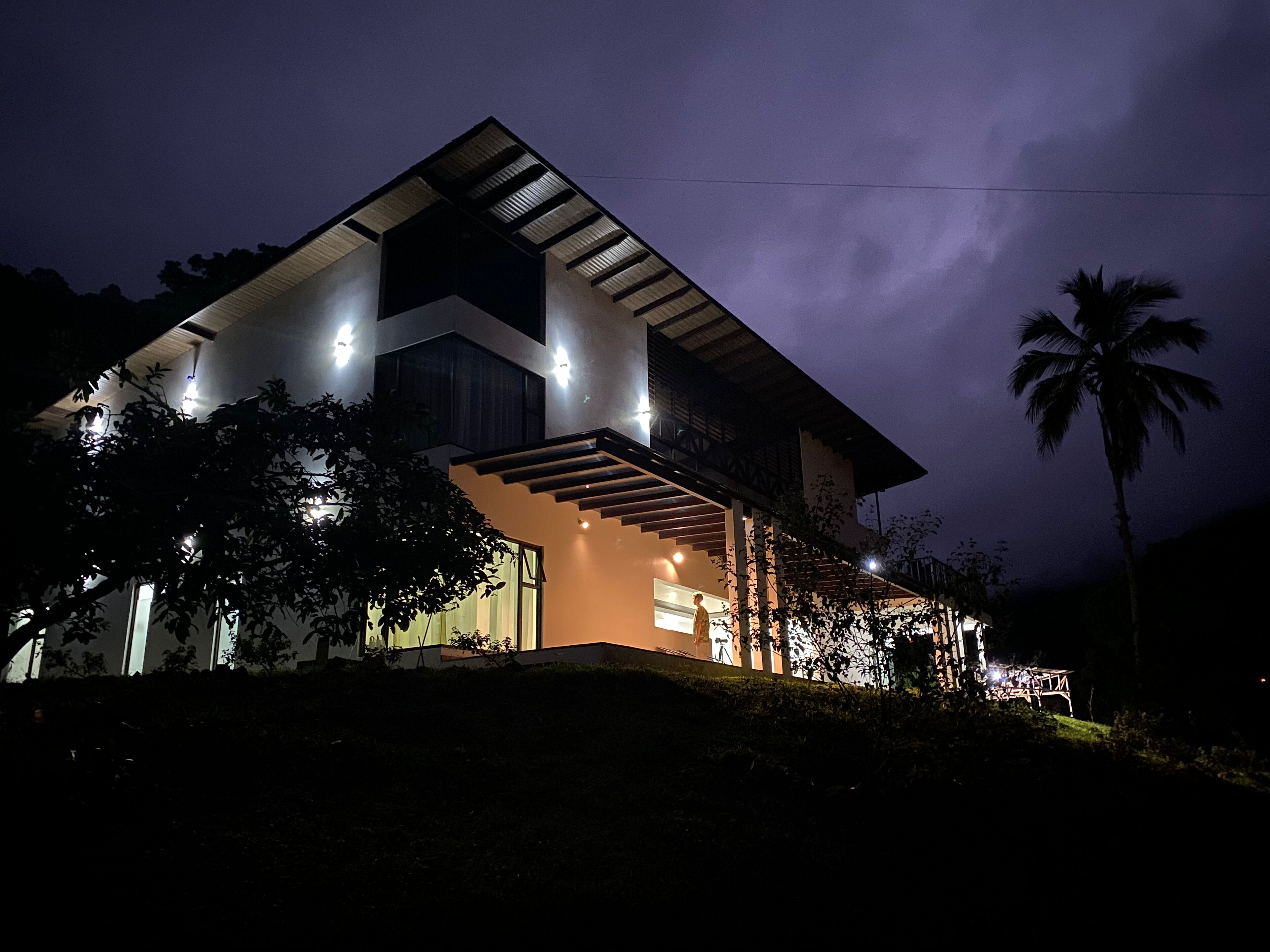 Arte De Plumas Birding Lodge