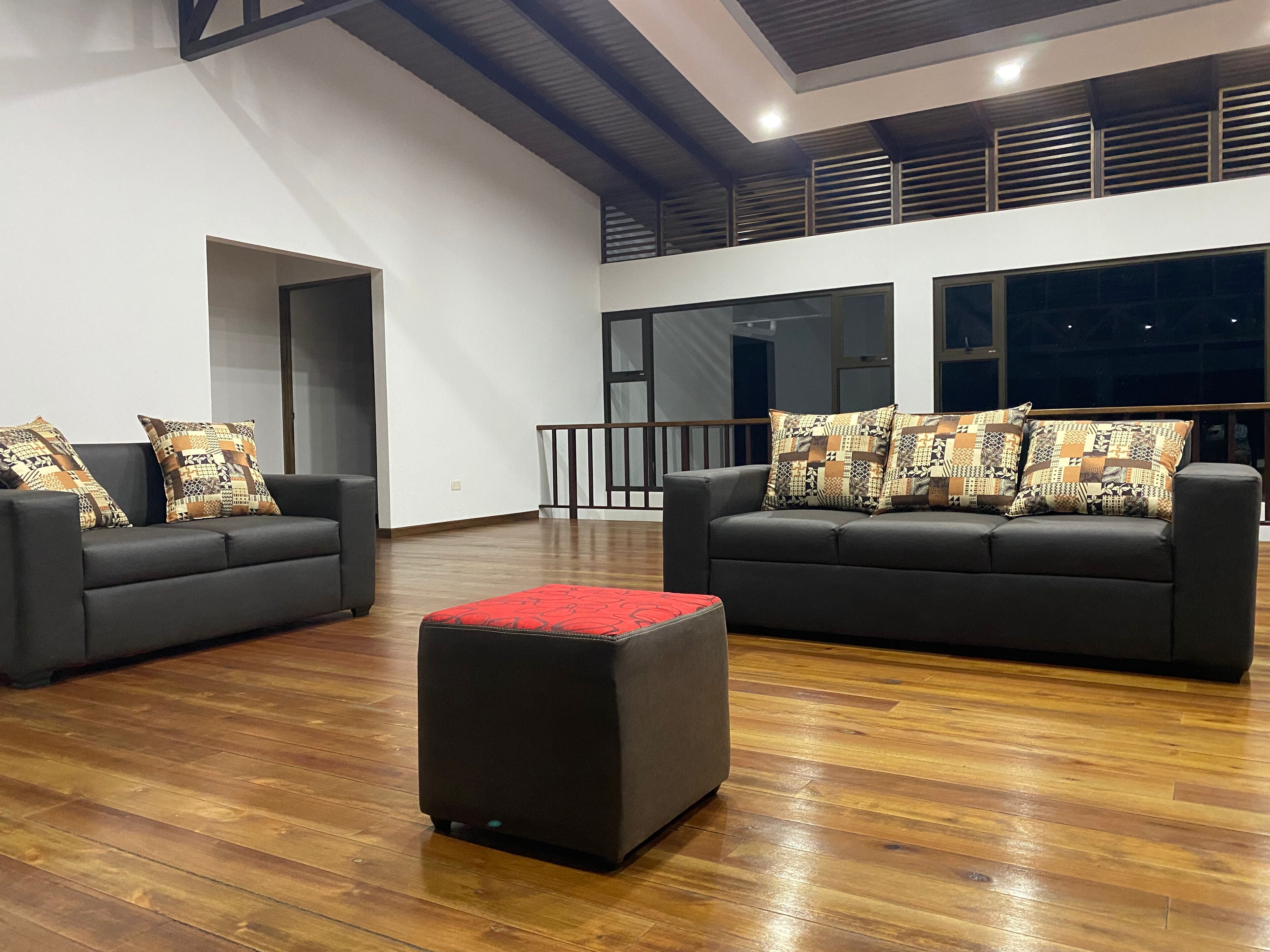 Arte De Plumas Birding Lodge