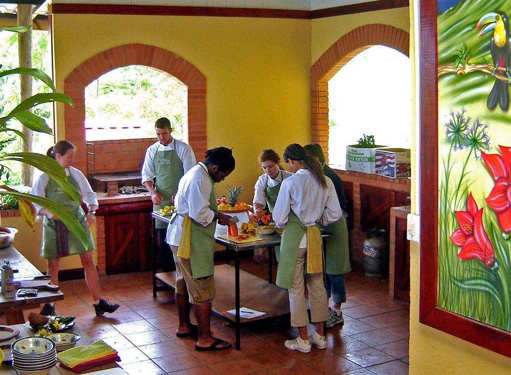 Guayabo Lodge
