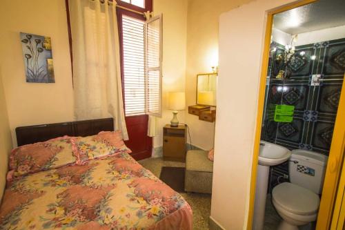 Colonial House Paneque y Norma