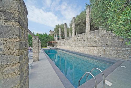 Colonial House Paneque y Norma