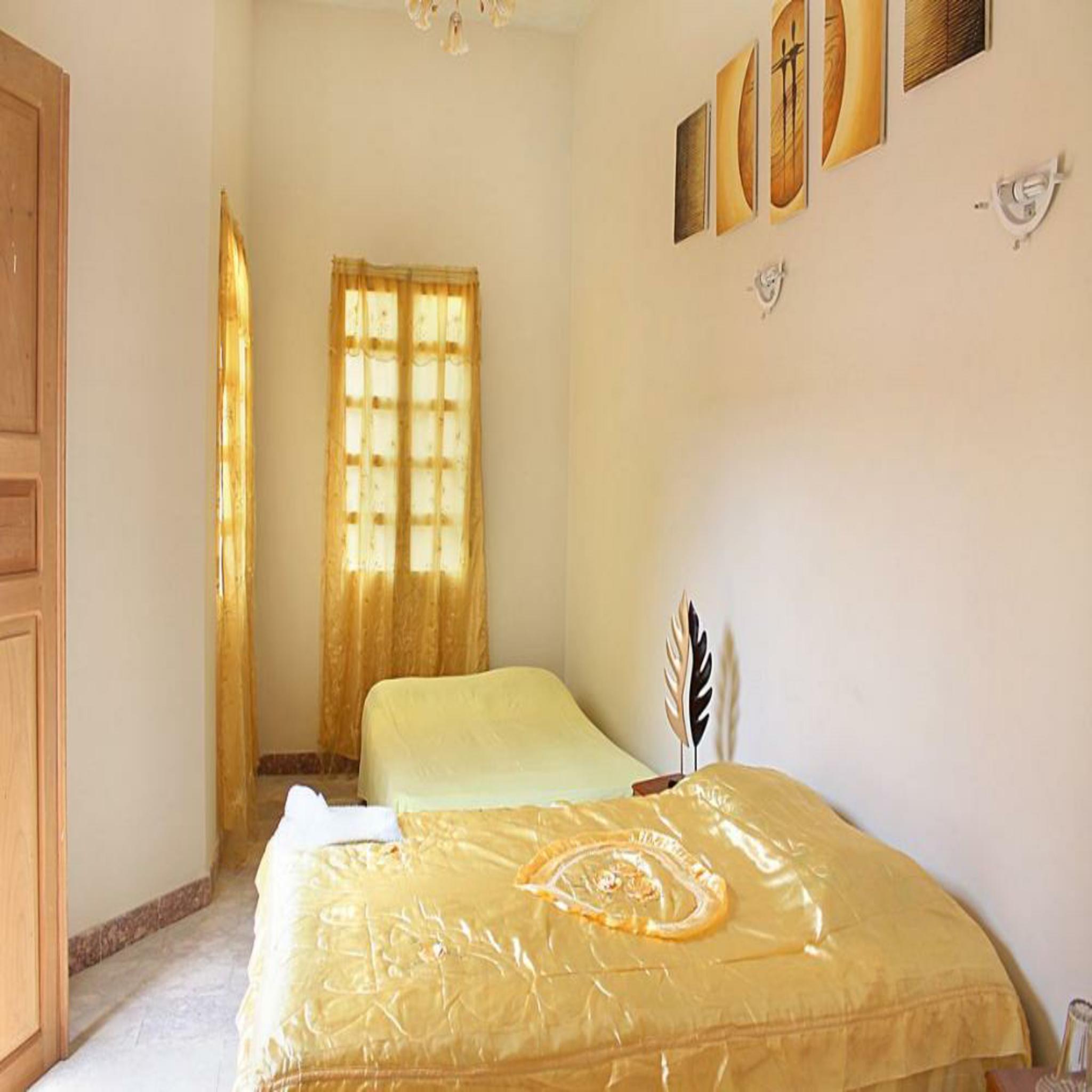 Hostal Sky View
