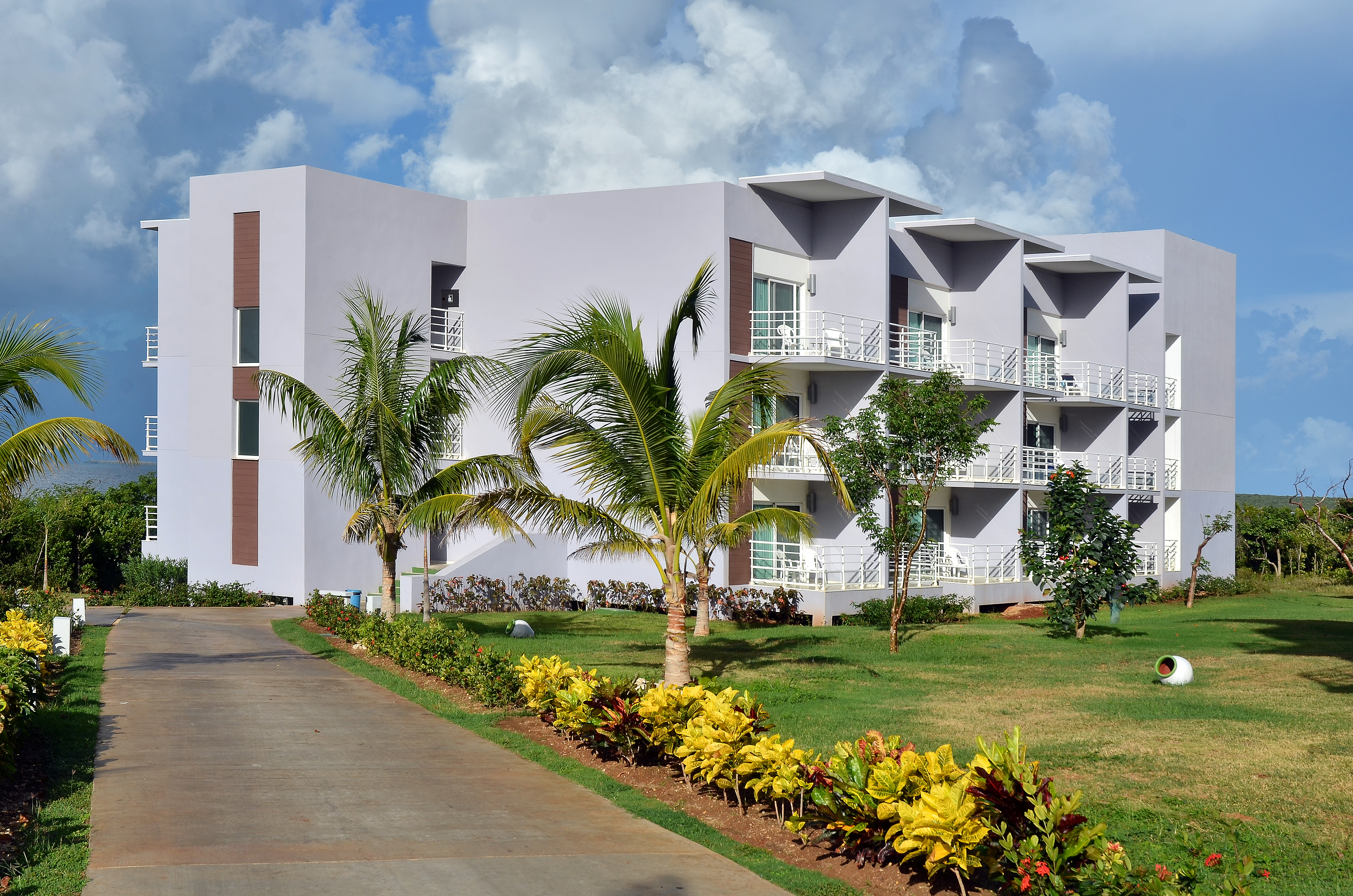 Grand Aston Cayo Las Brujas Beach Resort & Spa