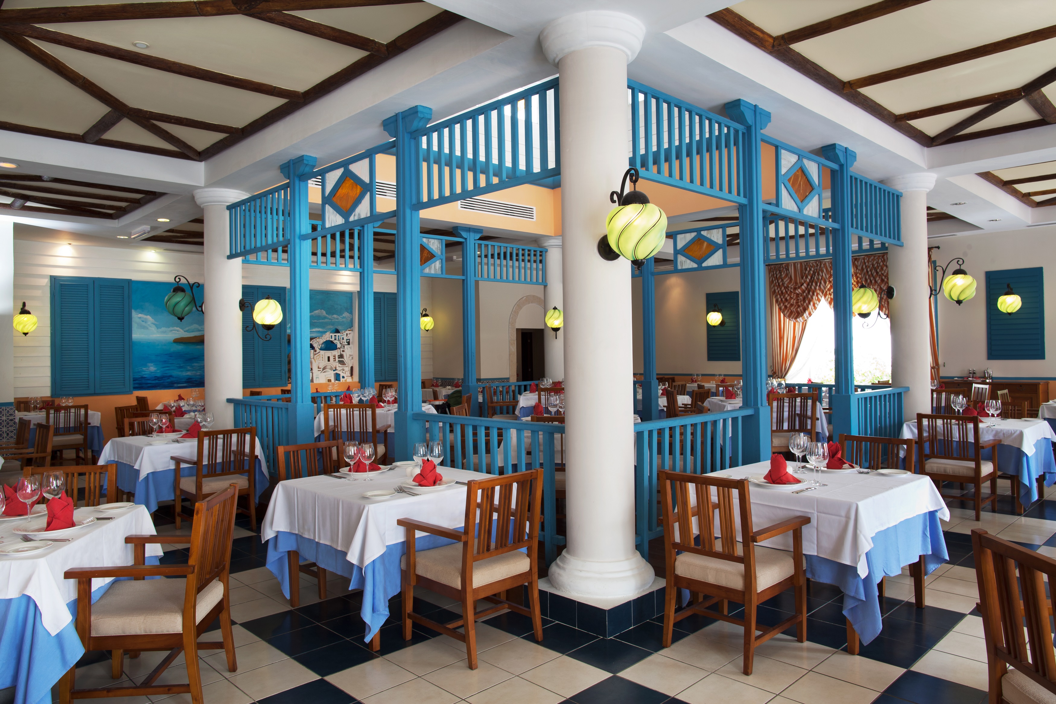Memories Paraiso Beach Resort