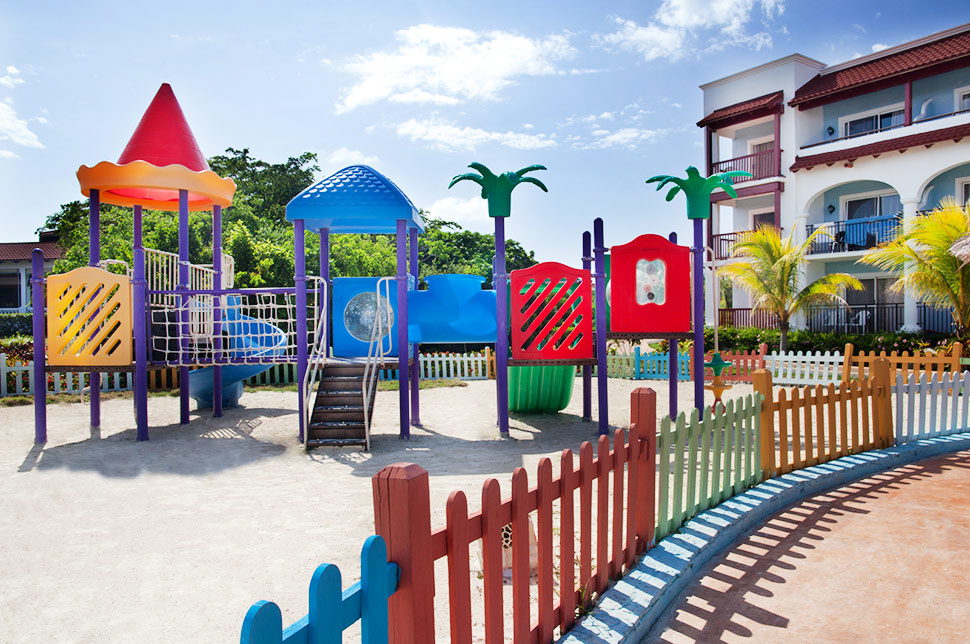 Memories Paraiso Beach Resort