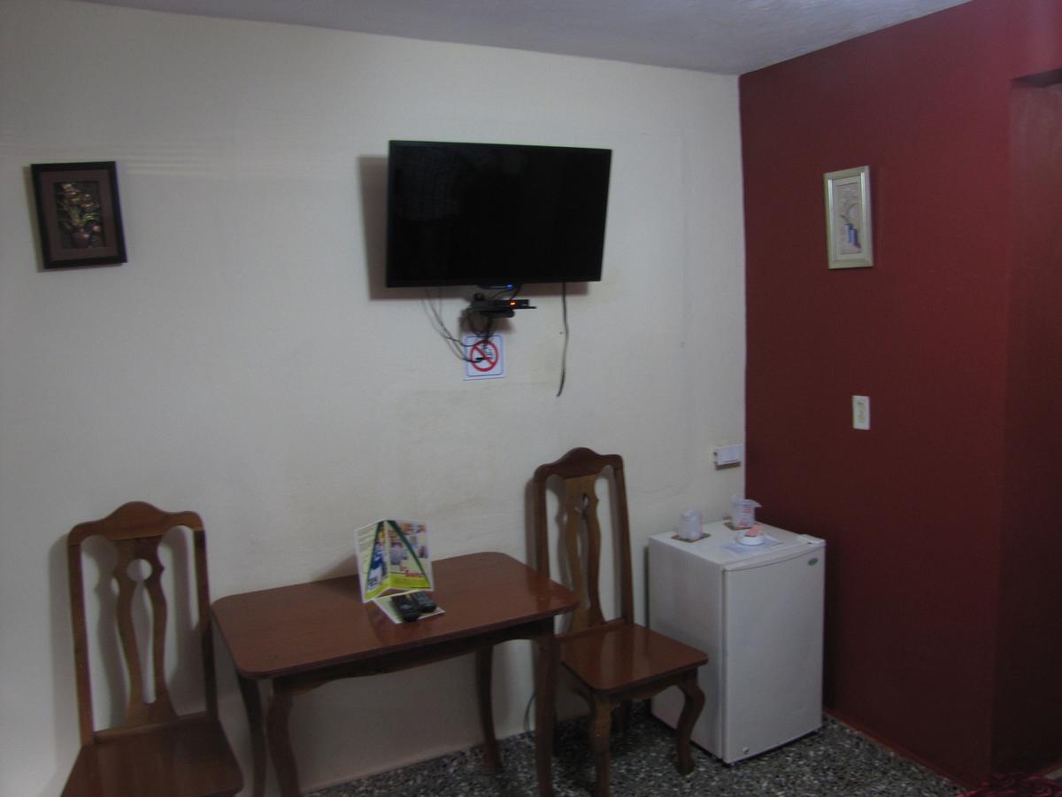 BR& Hostal Saiz