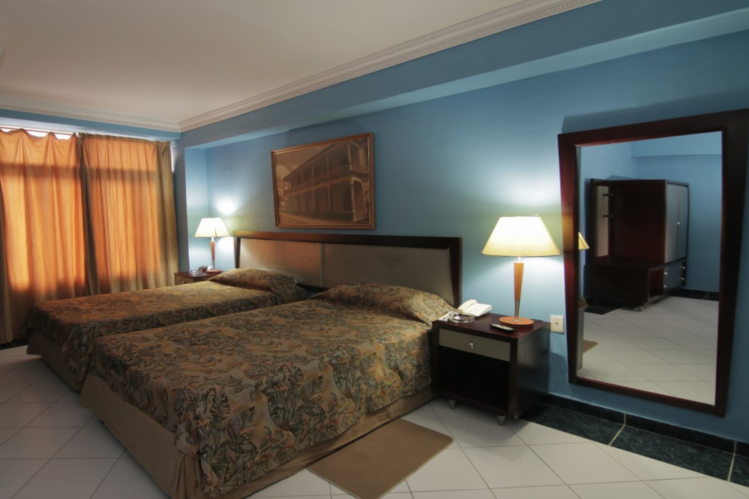 Hotel E Cadillac