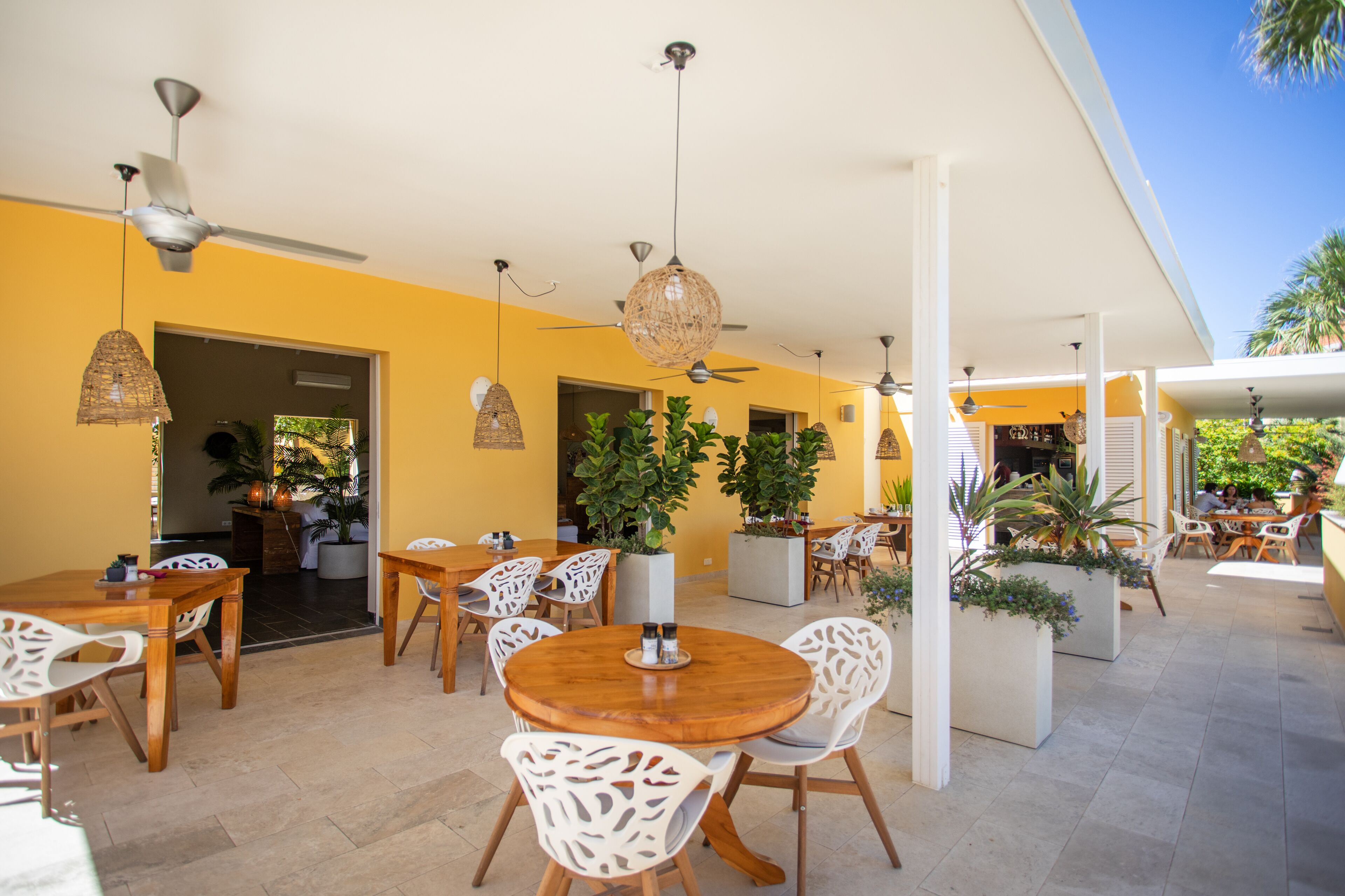 Blue Bay Beach Apartments