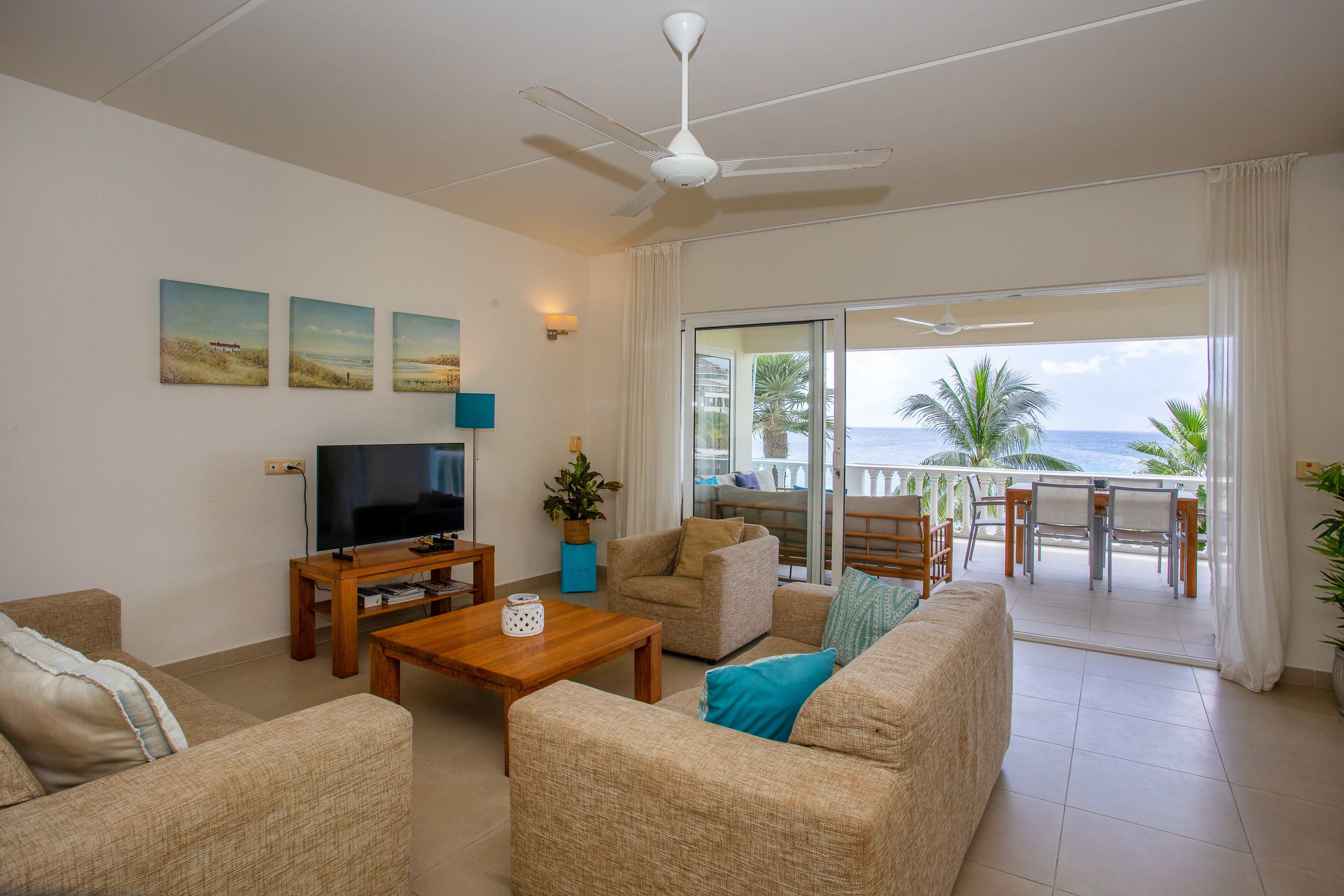 Blue Bay Beach Apartments