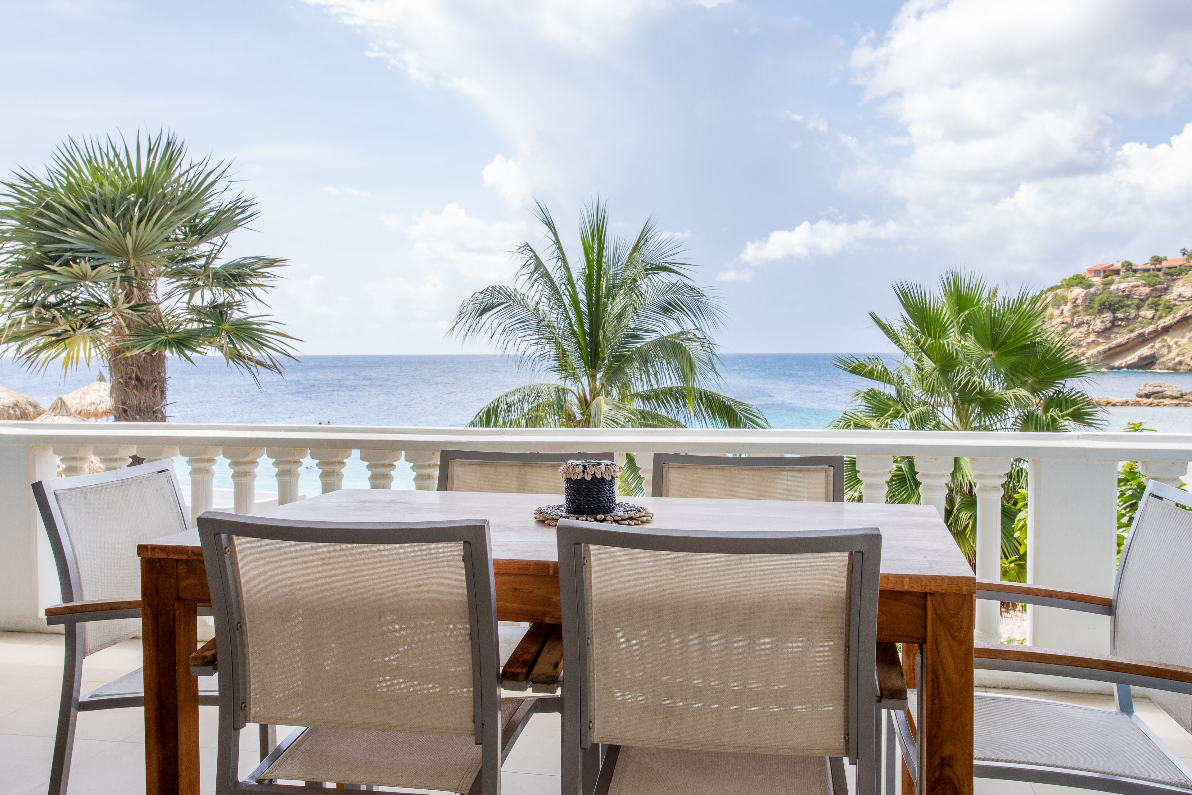 Blue Bay Beach Apartments