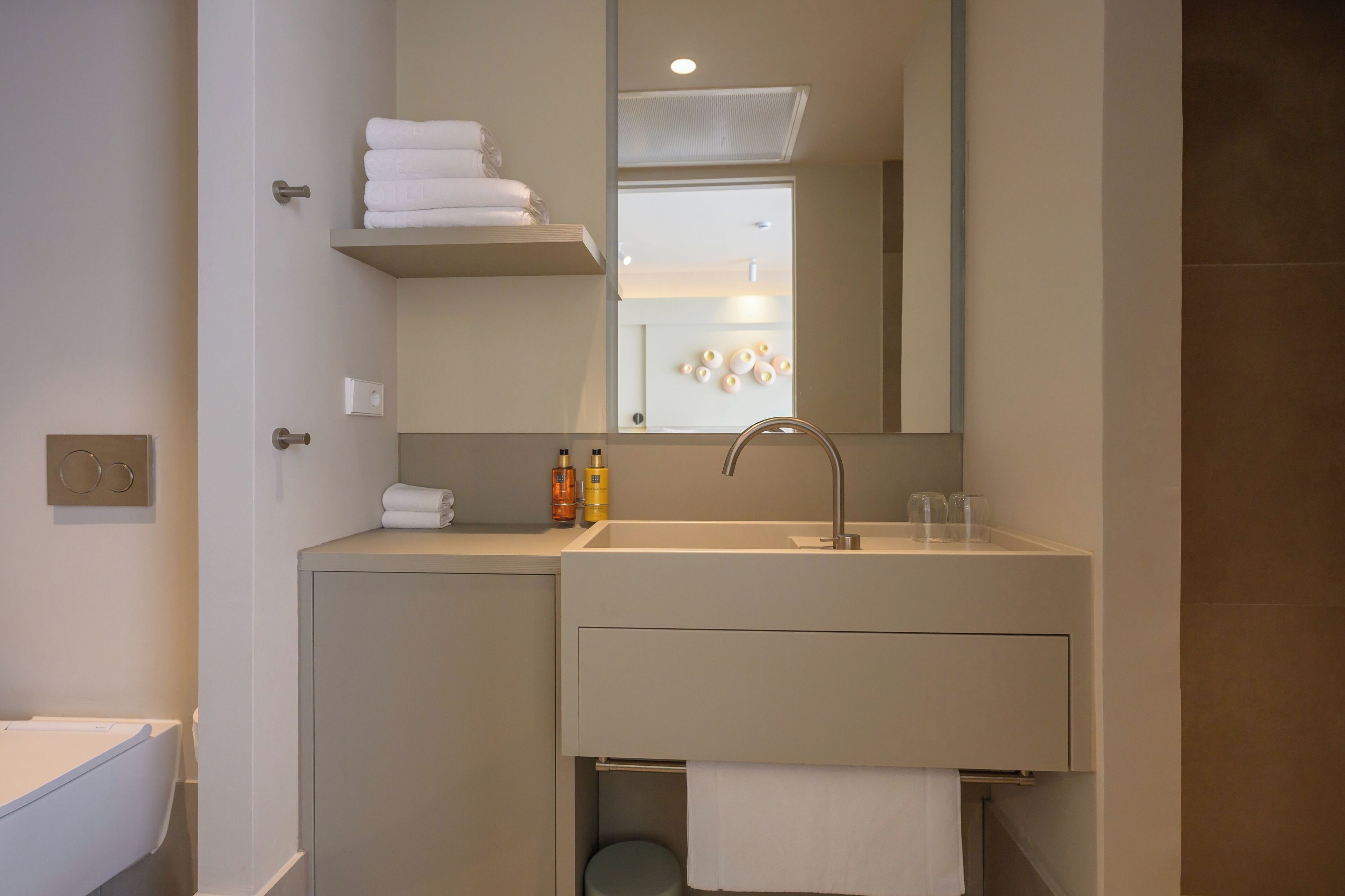 Art Hotel Curacao