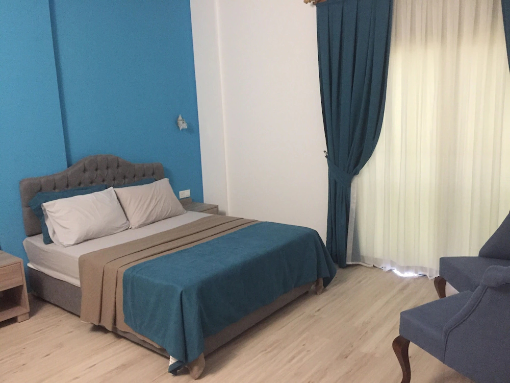 Livana Hotel