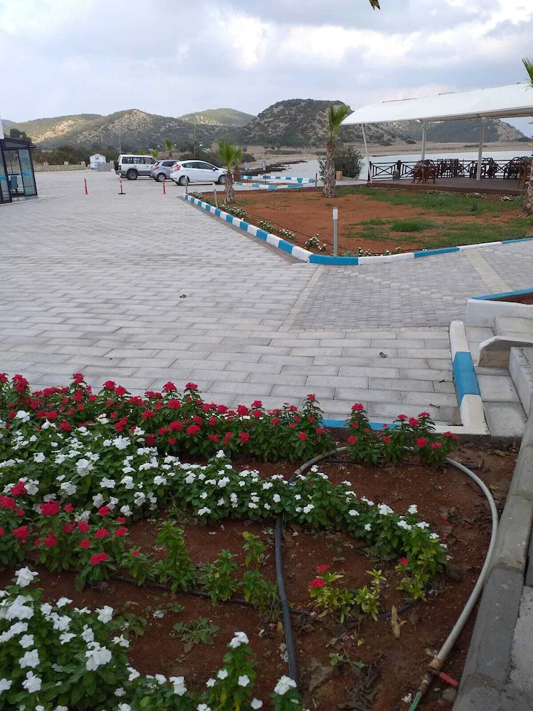Livana Hotel