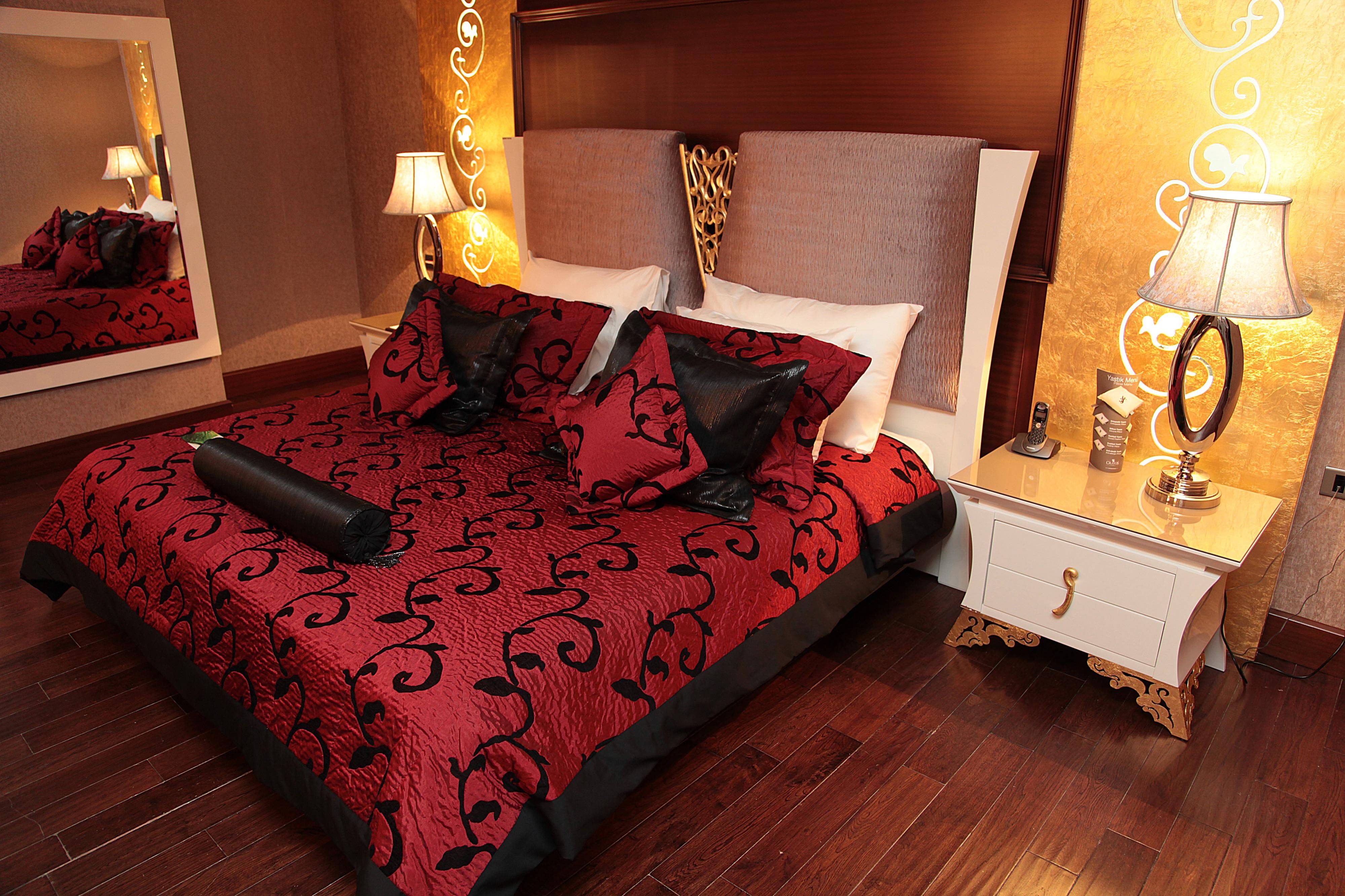 Cratos Premium Hotel & Casino