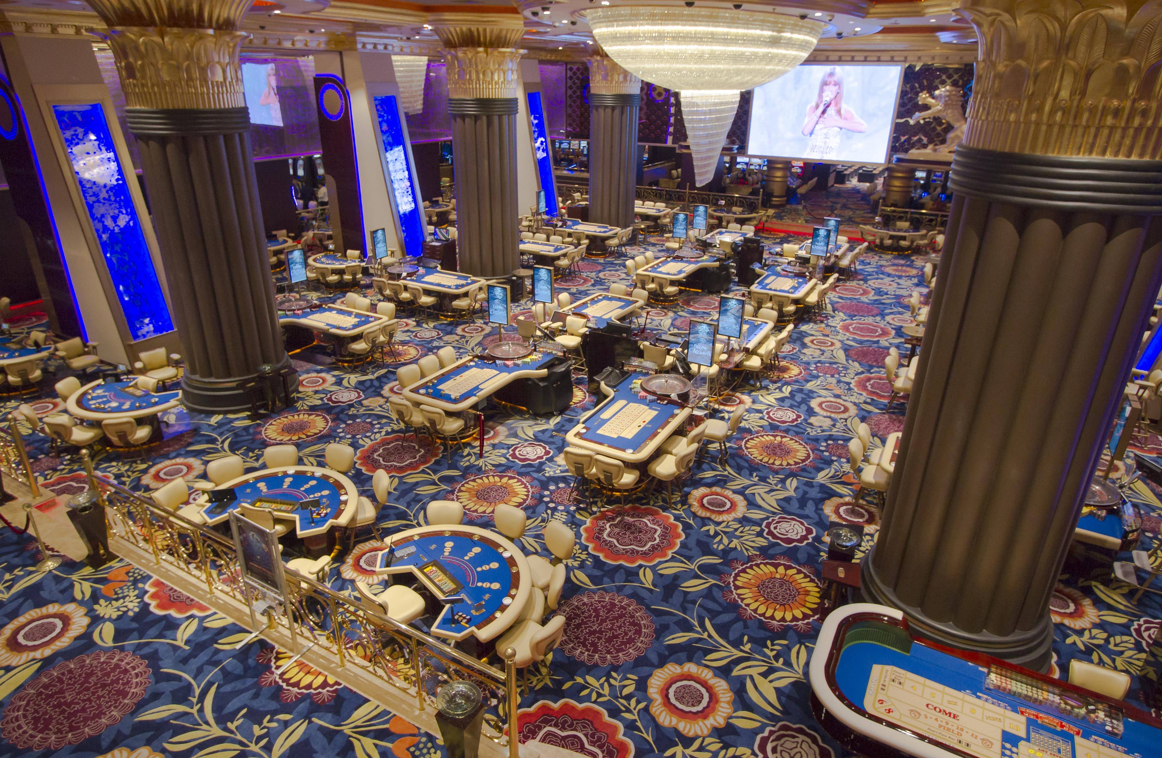 Cratos Premium Hotel & Casino