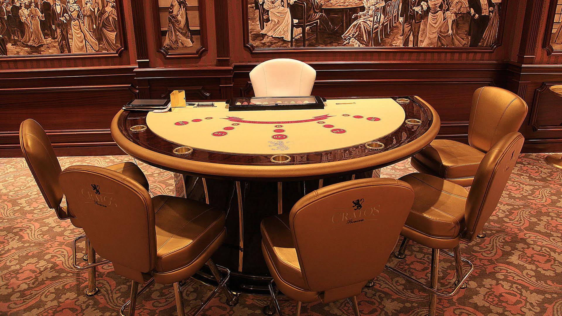 Cratos Premium Hotel & Casino