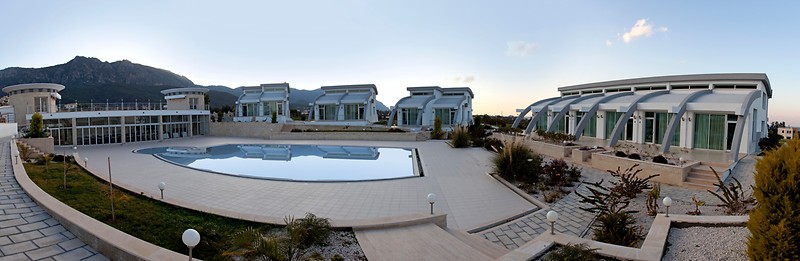 Fairmont Holiday Village