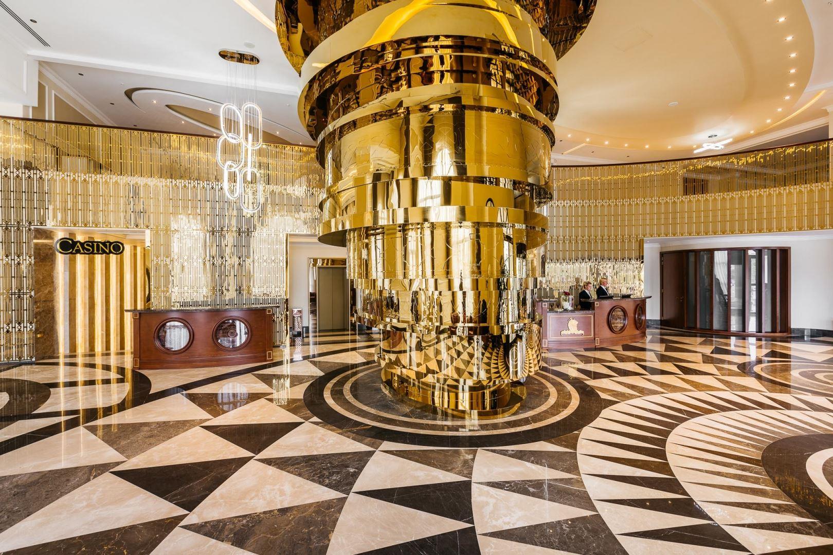 Lord's Palace Hotel