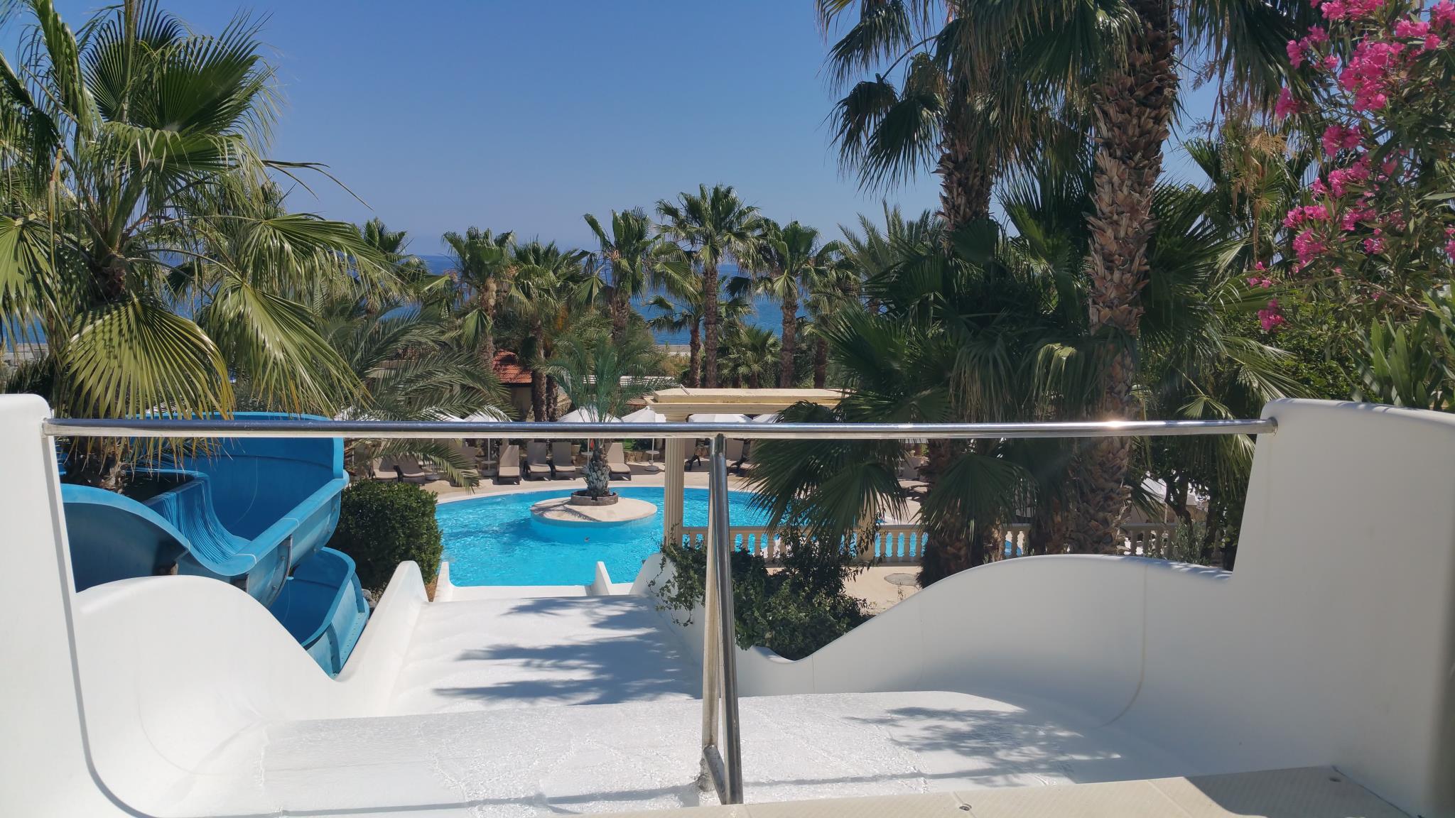 Oscar Resort Hotel