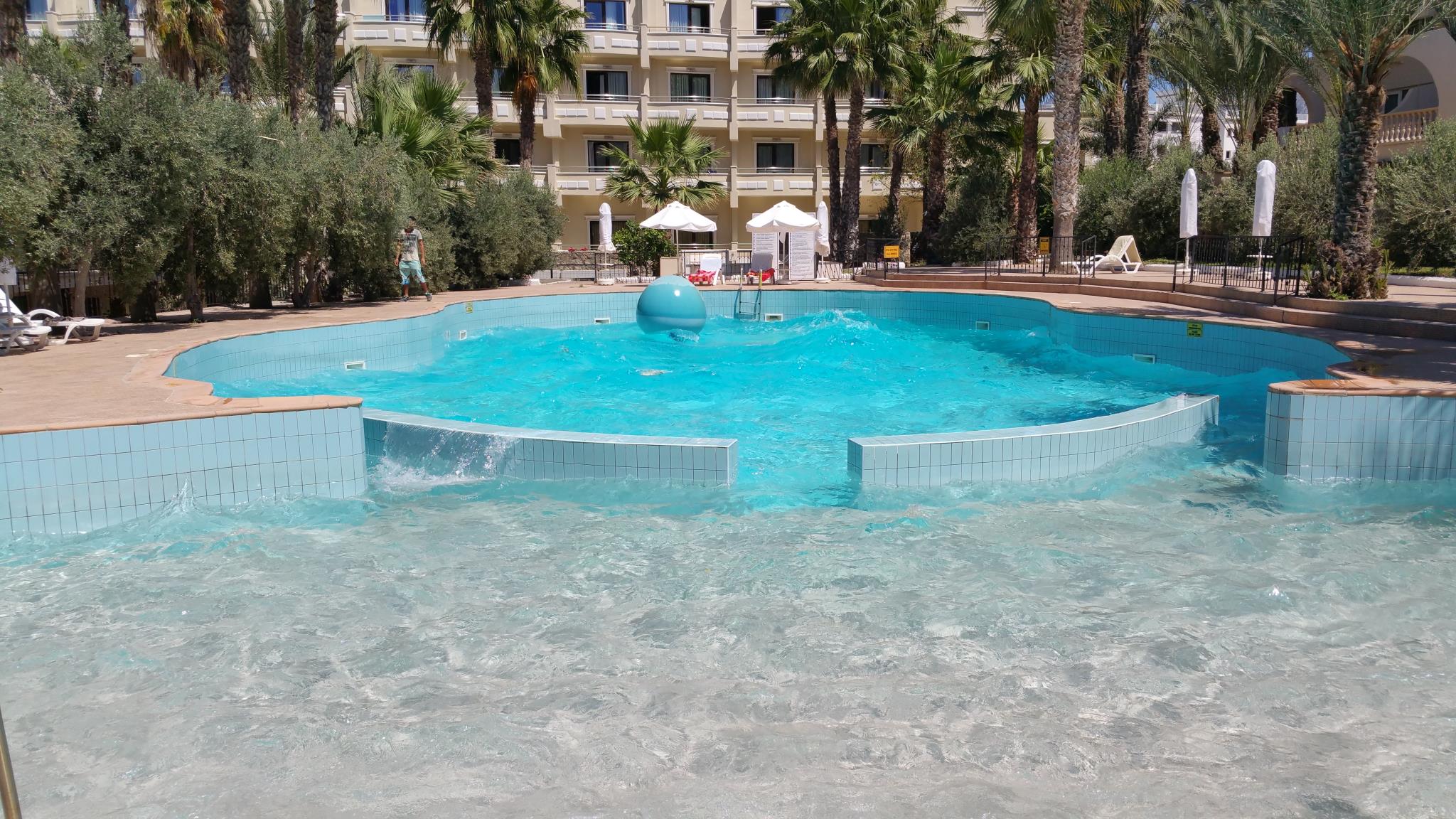 Oscar Resort Hotel