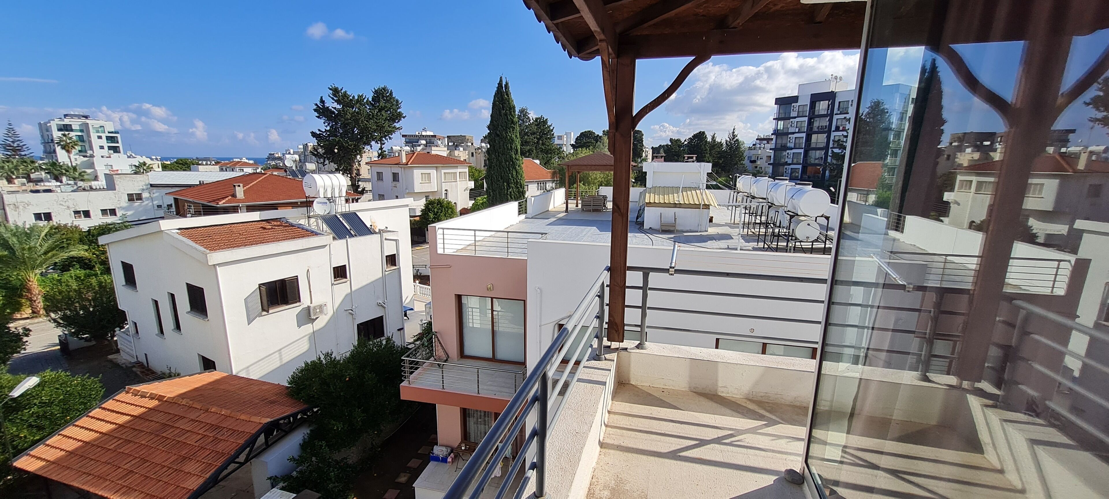 Rix Apartments