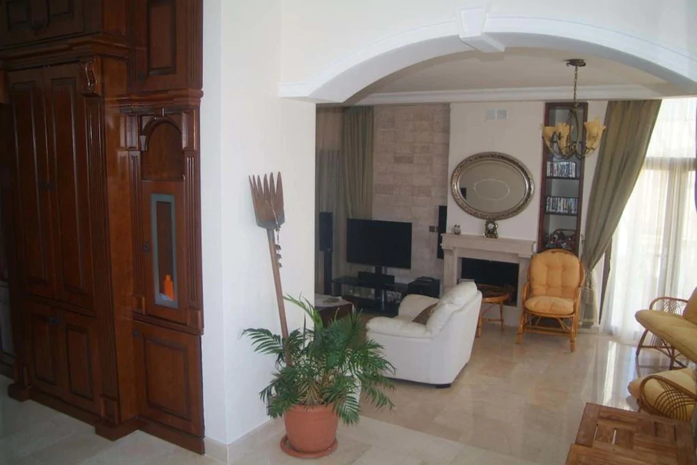Sunset Valley Villa