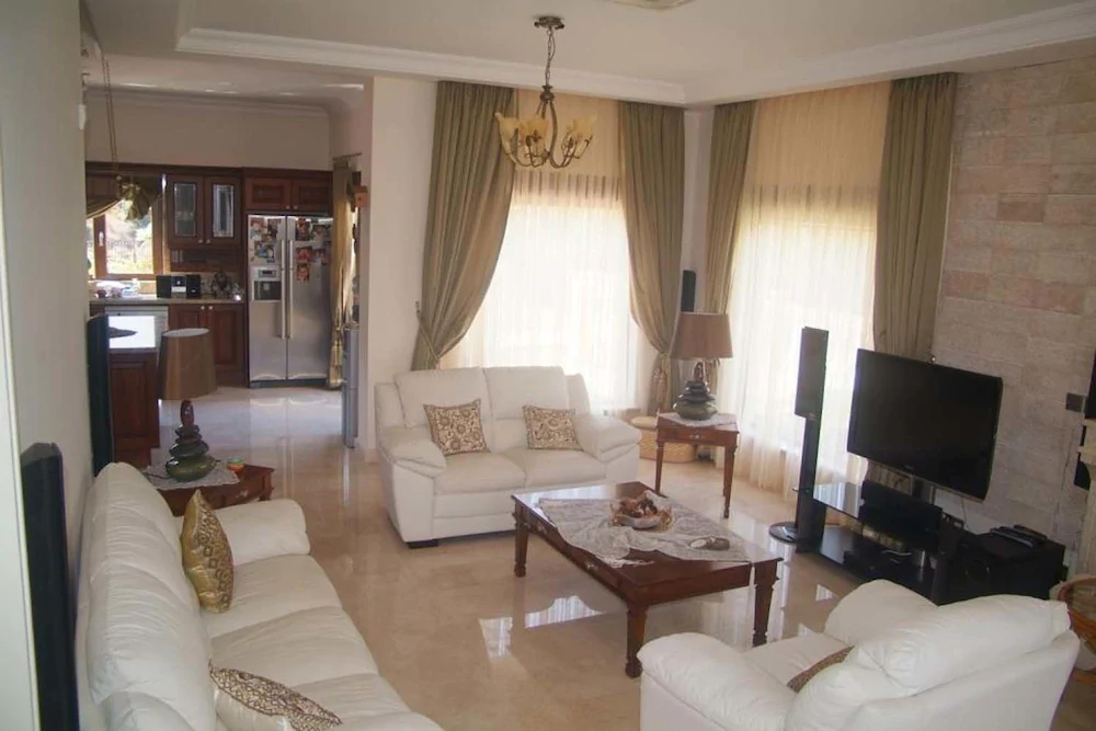 Sunset Valley Villa