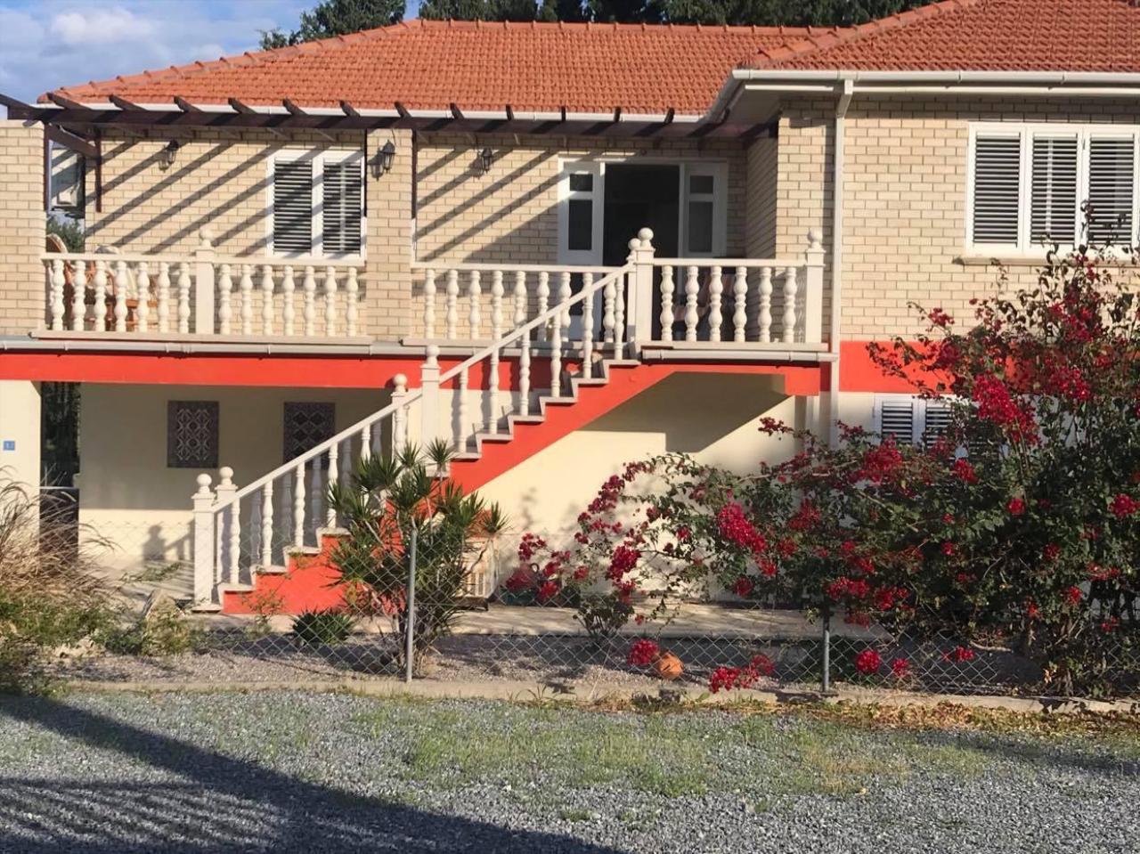 Australin Villa Lapta