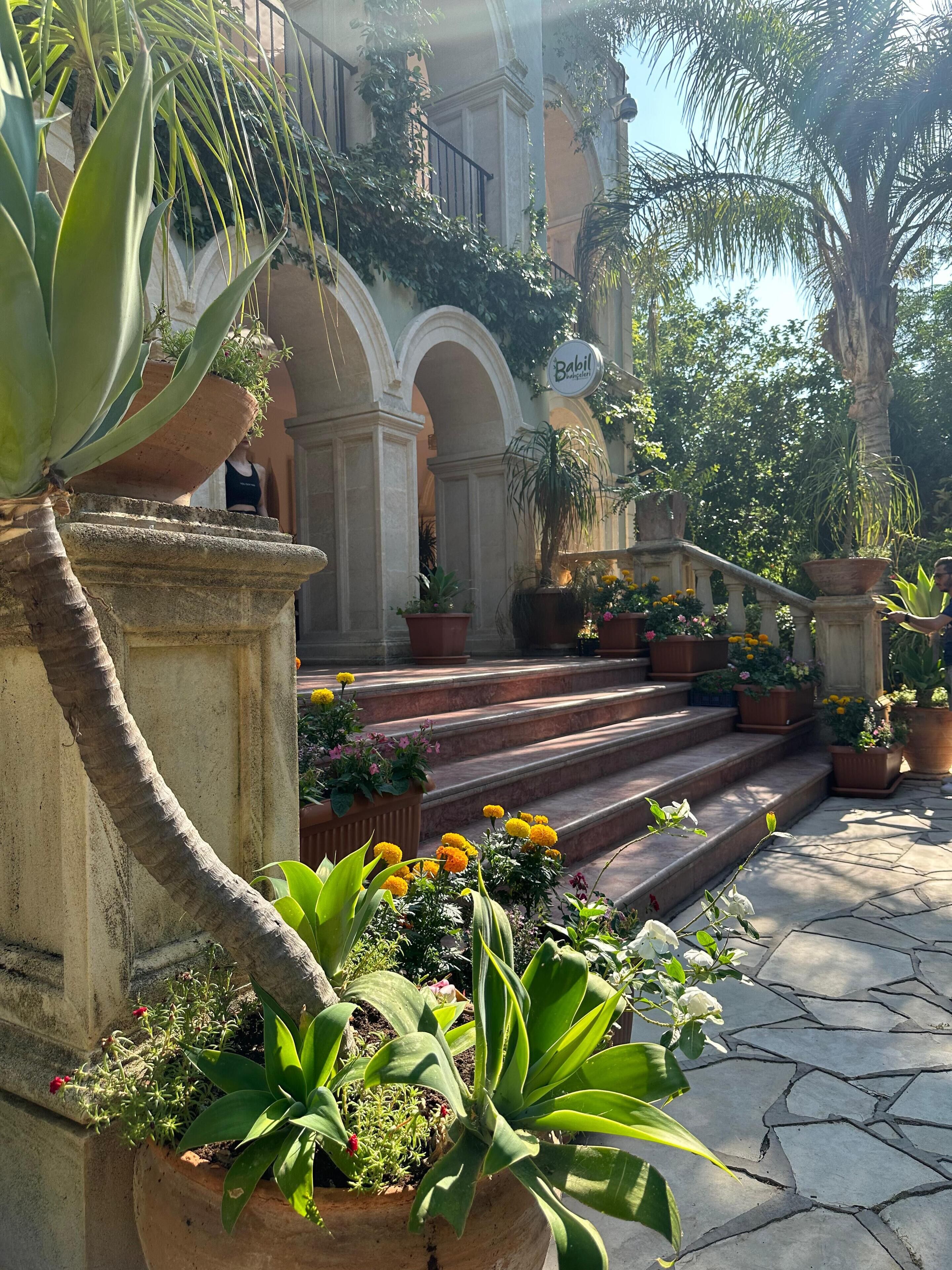 Babil Bahceleri Guest House