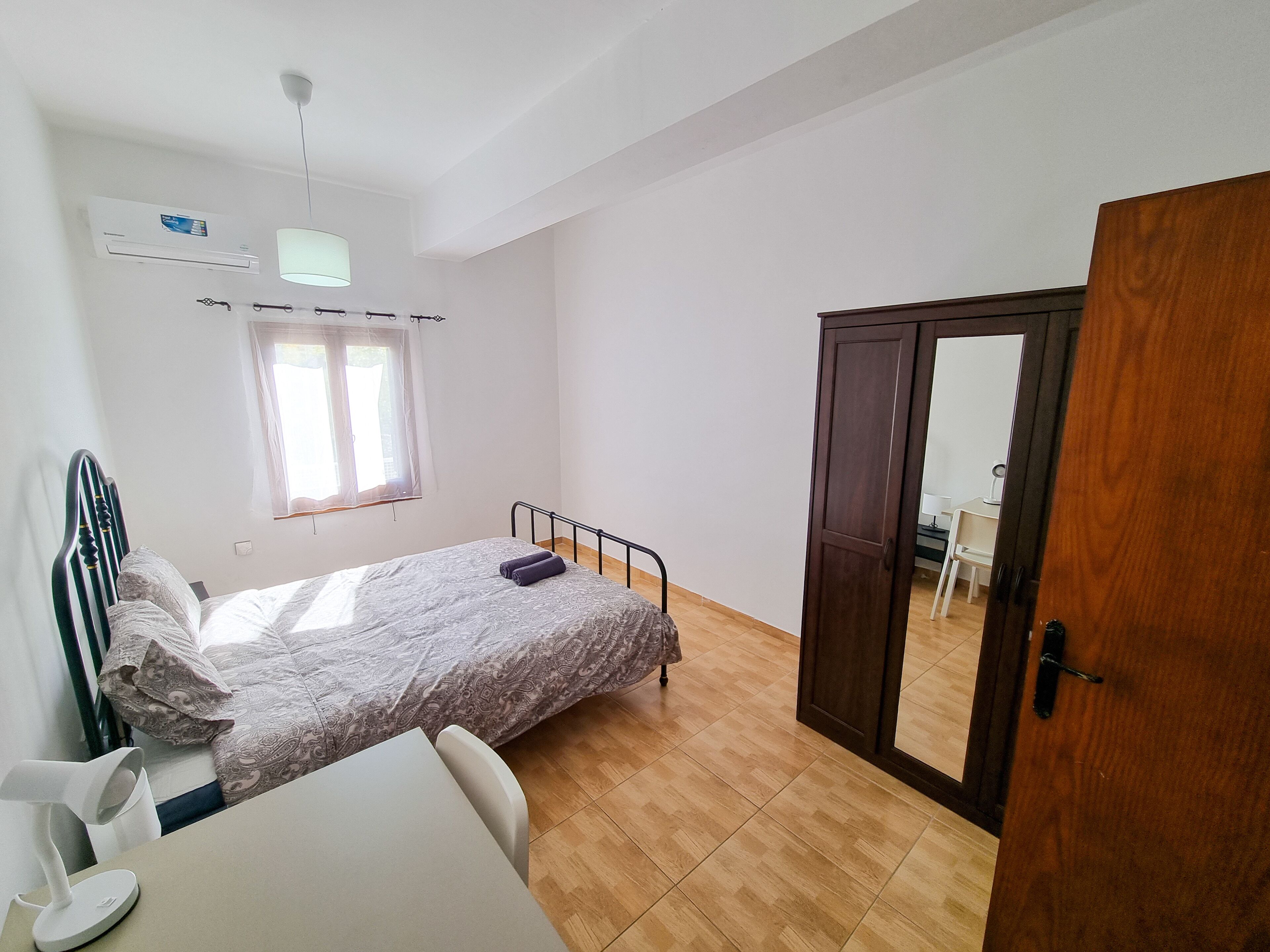 Mountains Retreat Rooms & Suites