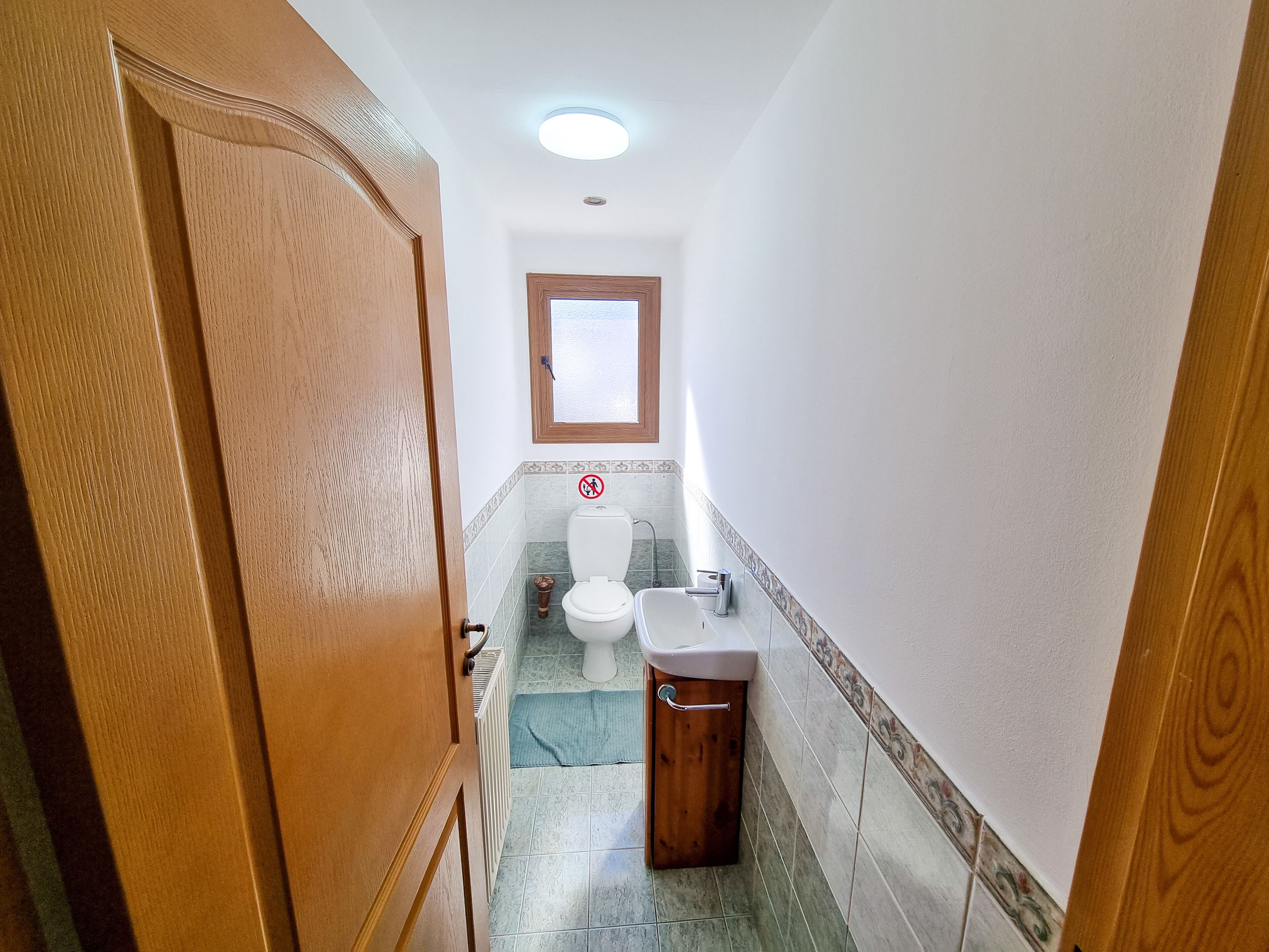 Mountains Retreat Rooms & Suites