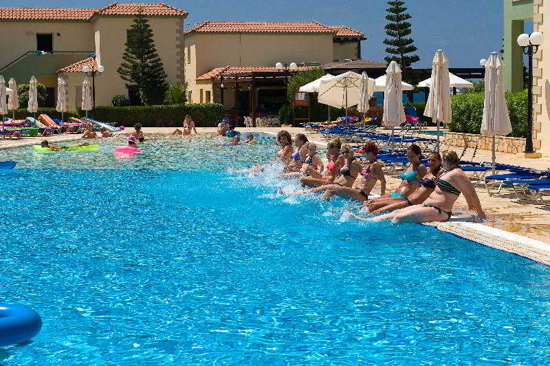 Ramada Hotel & Suites by Wyndham Ayia Napa