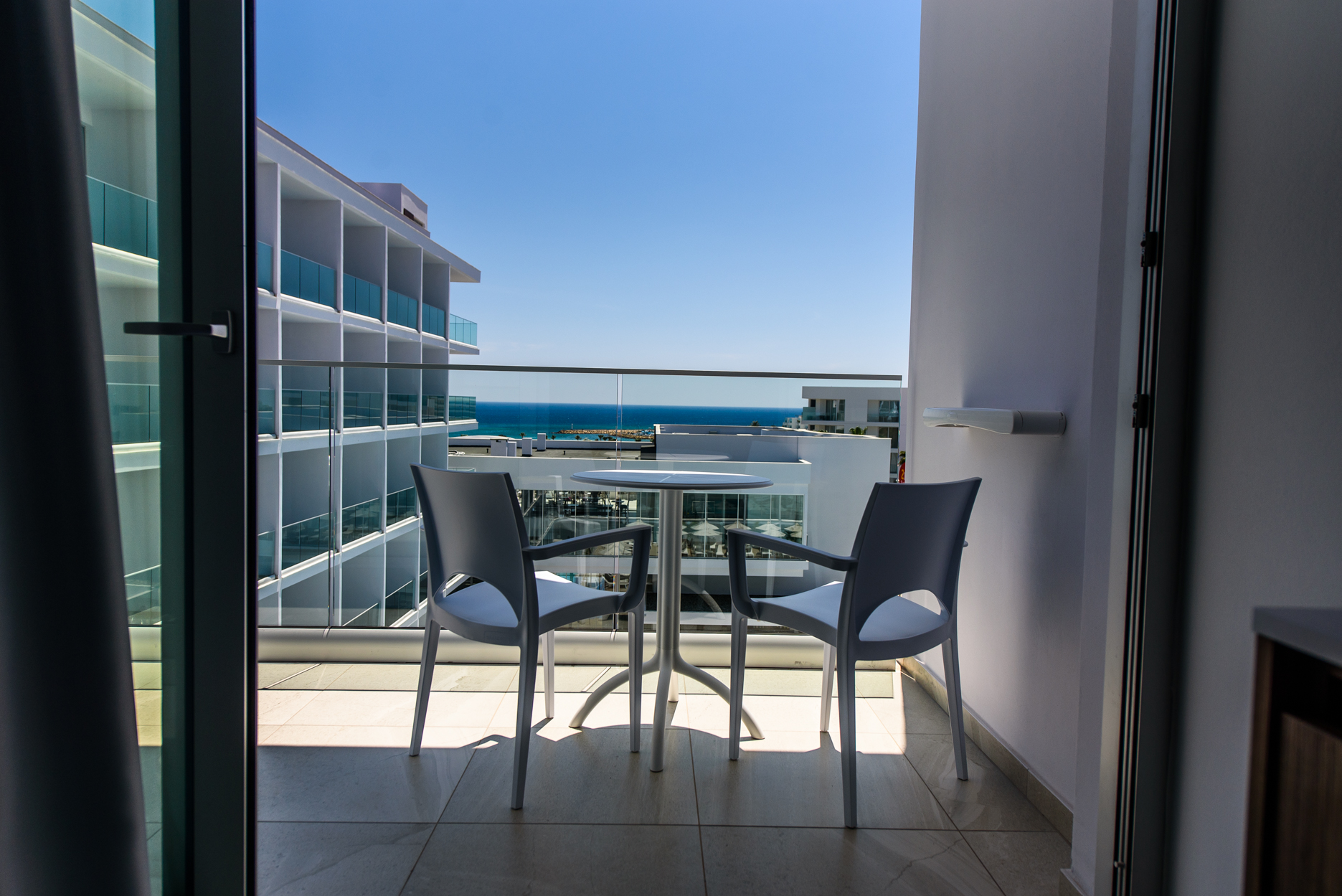 Eleana Hotel