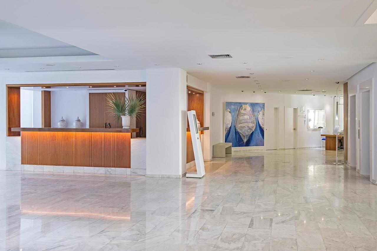 Grecian Sands Hotel