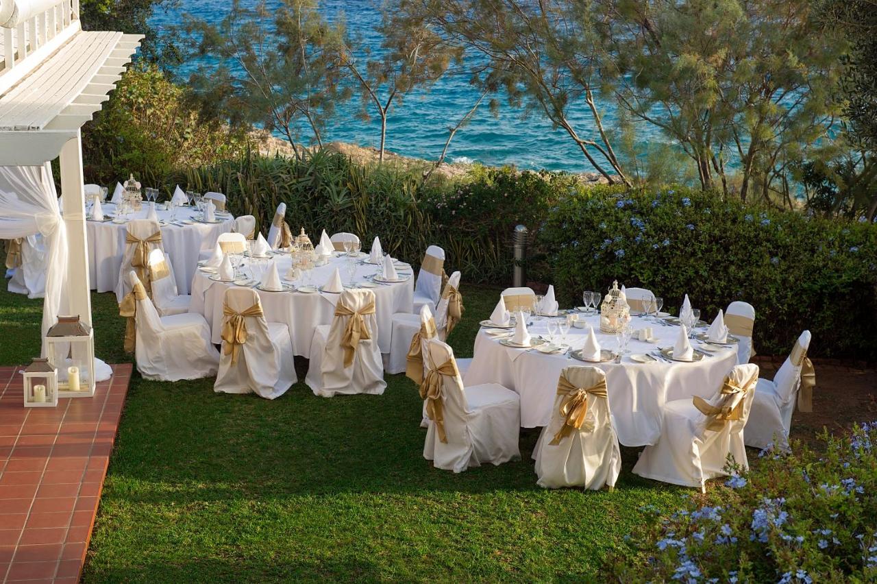 Grecian Sands Hotel