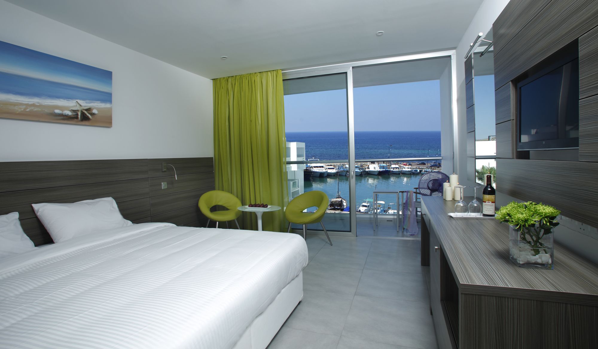 Limanaki Beach Hotel
