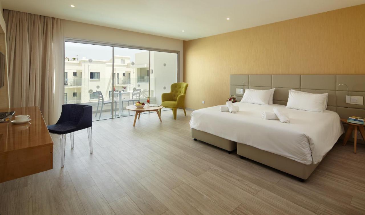 MelpoAntia Luxury Apartments & Suites